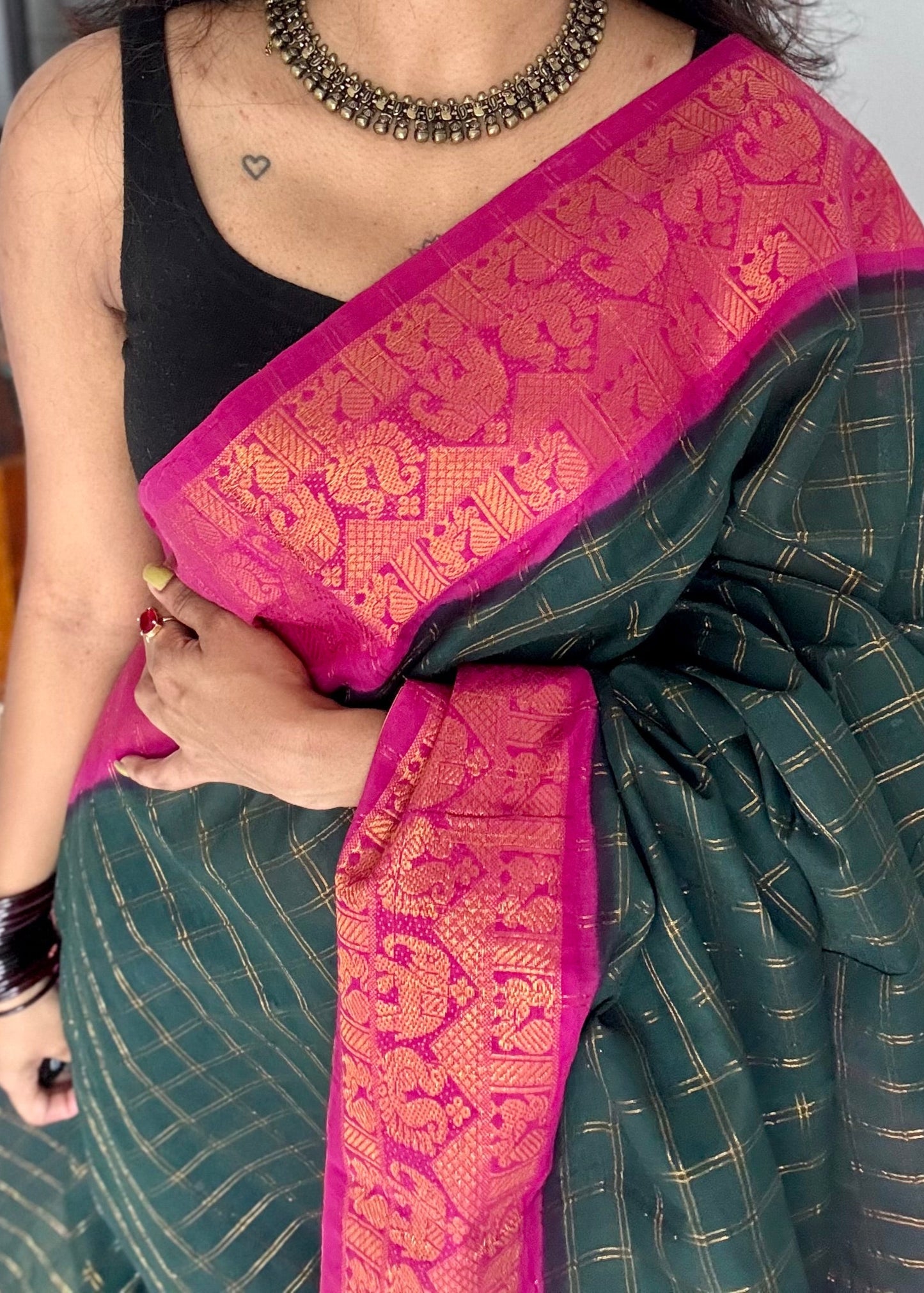 Dark green with magenta checks, kattuchayam dyed, madurai cotton - YCCOTNSEMS92