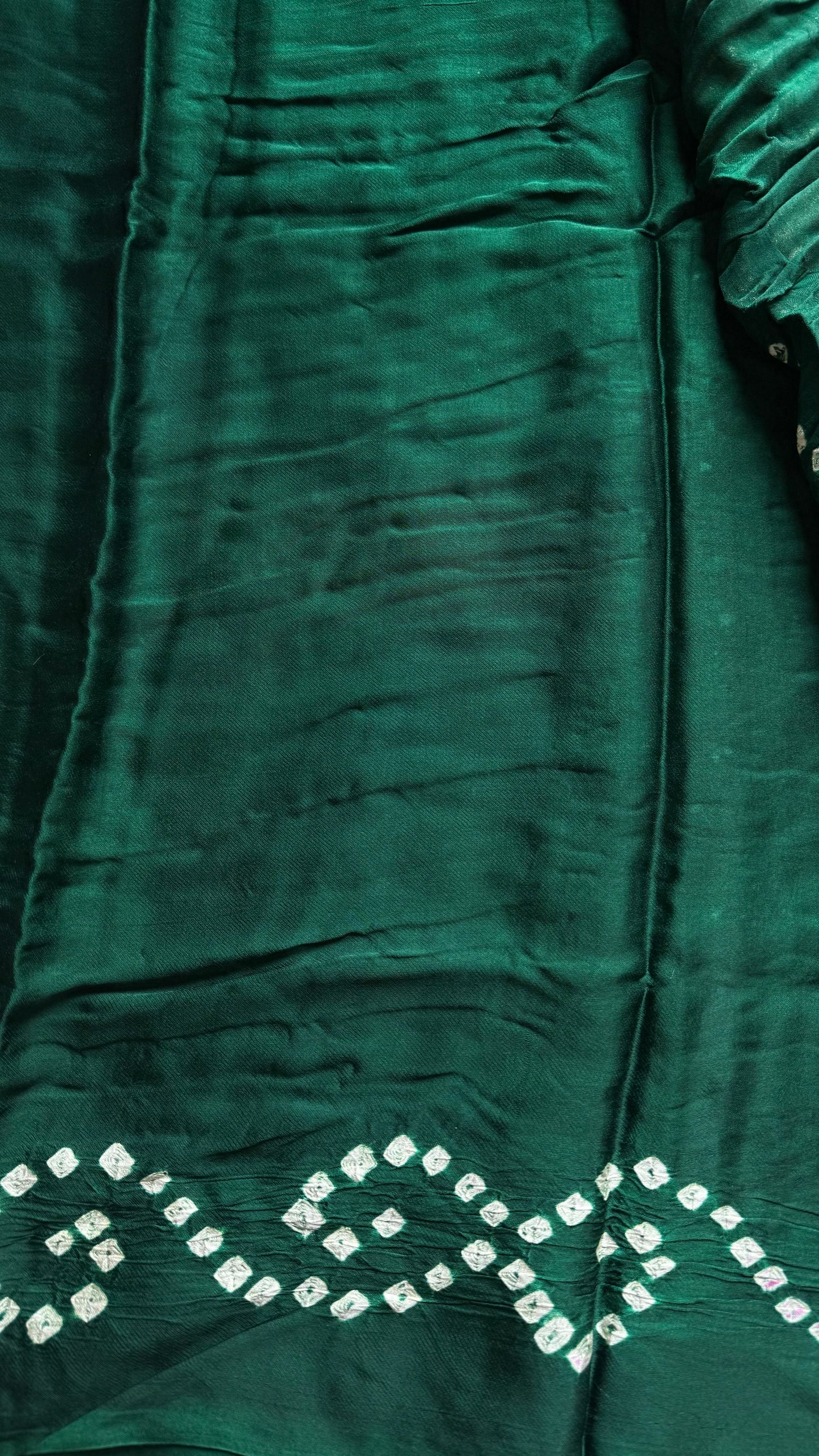 Green crushed bandhani modal silk with lagdi patta (zari pallu) - YCDESE30