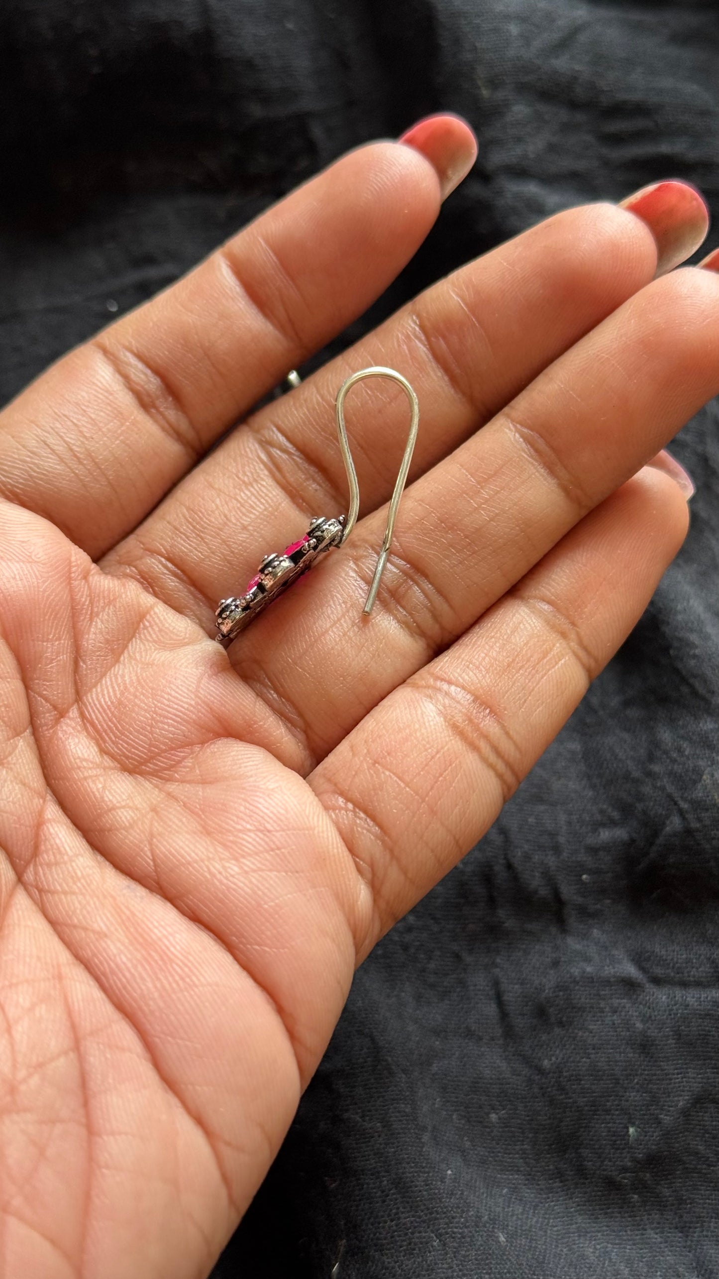 Bugadi clip-on (non pierced), ruby floral pattern, oxidised silver - YCOSEBU524