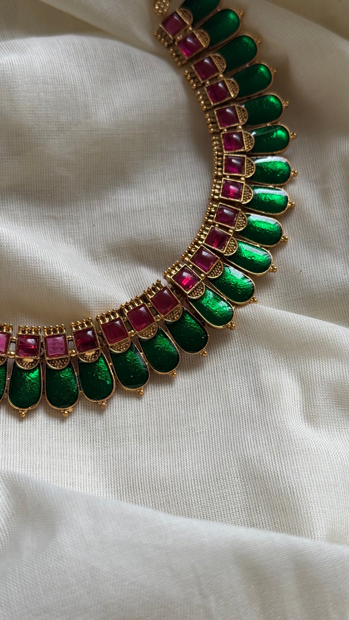 Green nagapadam necklace with earrings - YCAGC135
