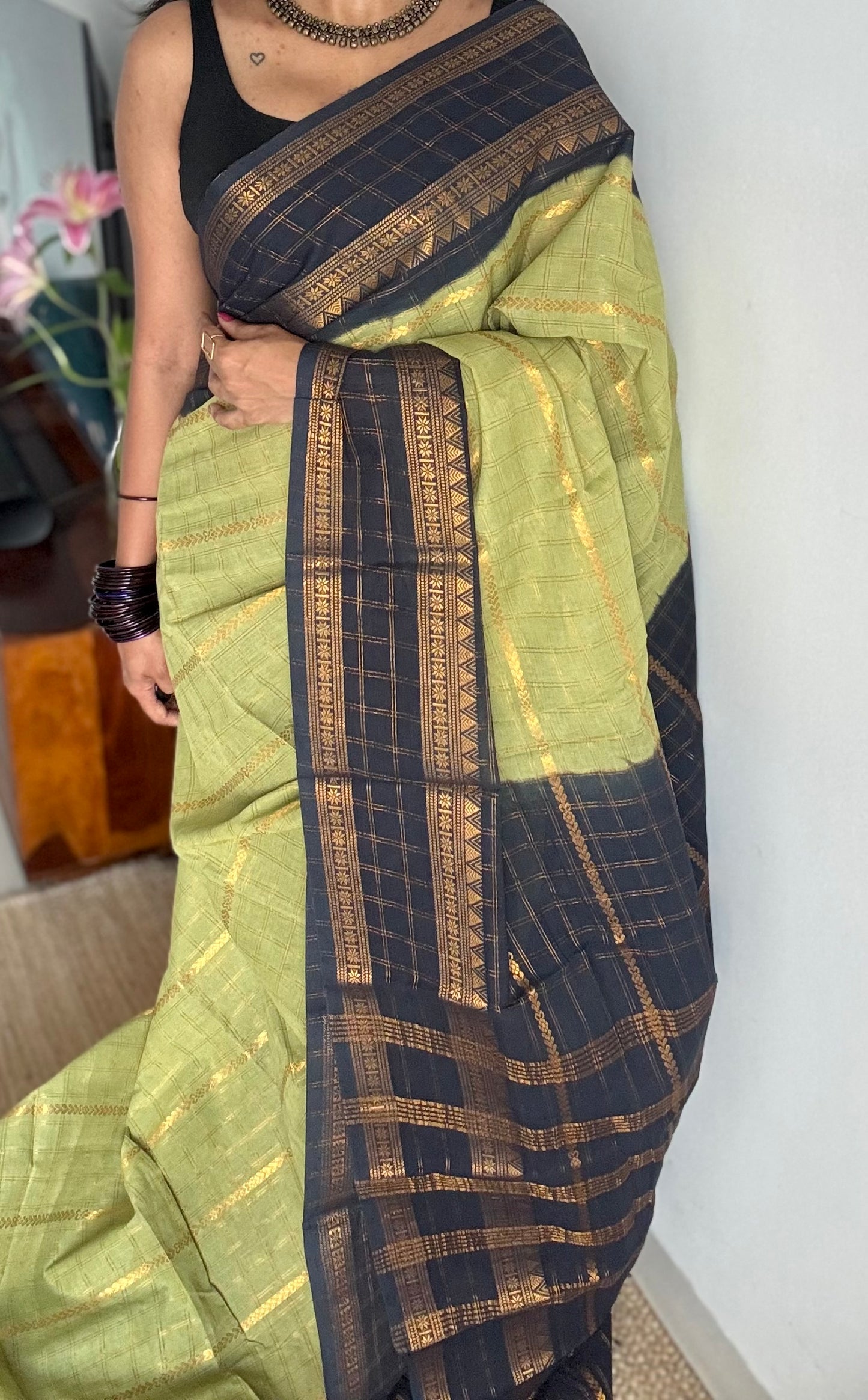 Pista green with black, Adayar checks with velthaari pattern, madurai cotton - YCCOTNOCSC08