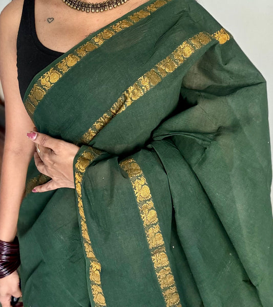 Dark green rettaipettu peacock double bordered, kattuchayam dyed madurai cotton saree - YCCOTNMA255