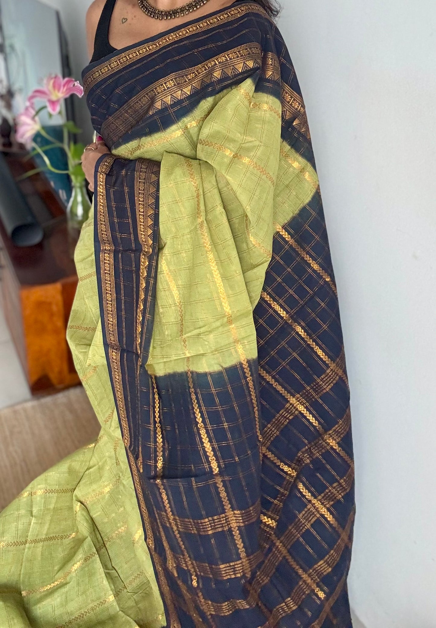 Pista green with black, Adayar checks with velthaari pattern, madurai cotton - YCCOTNOCSC08