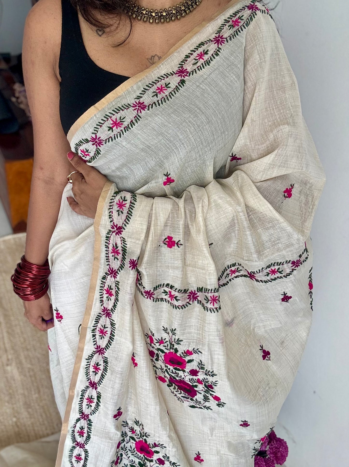 Ivory maheshwari cotton silk blend with purple and magenta floral kantha threadwork - YCBLAUMK08
