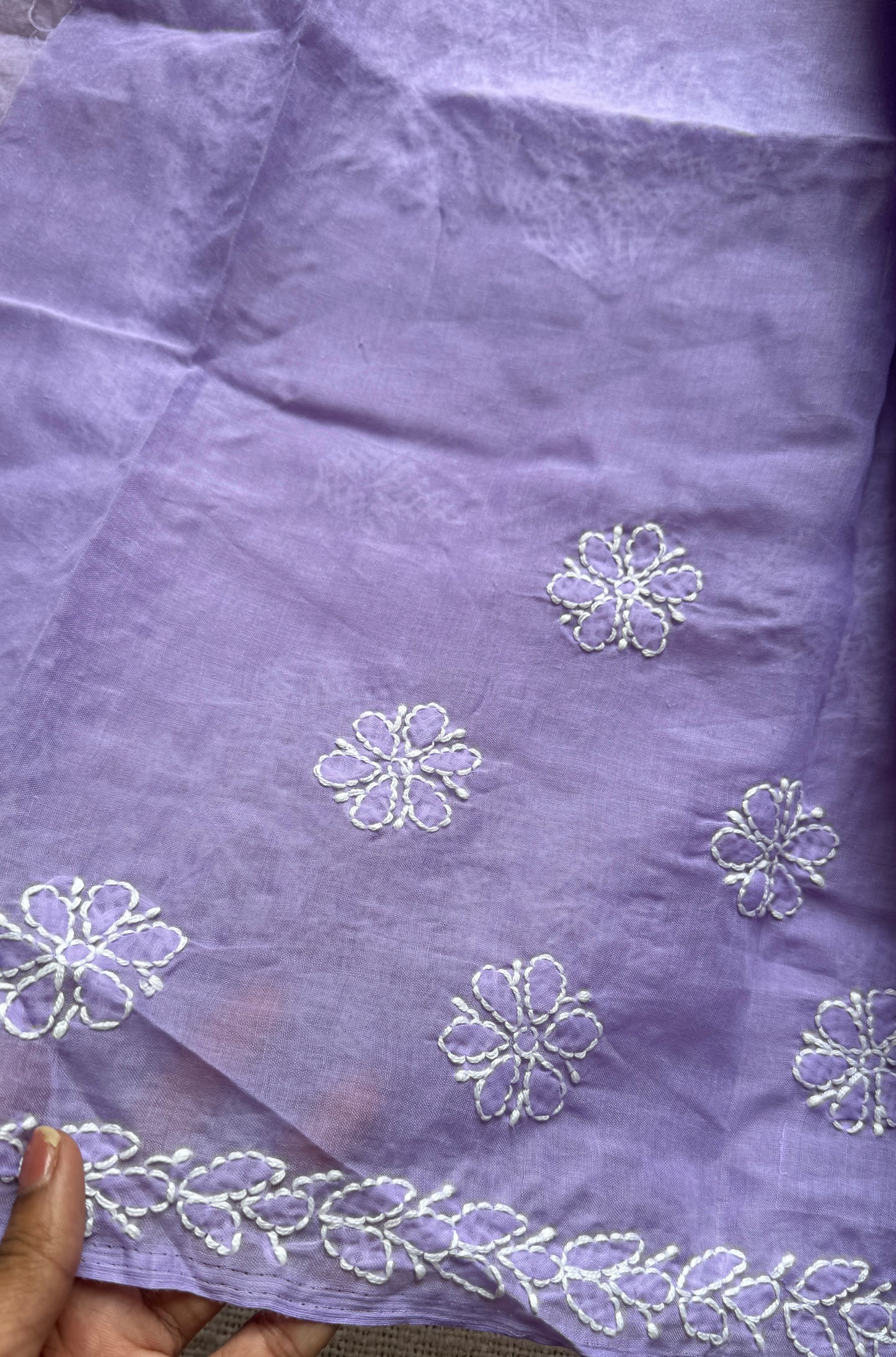 Sitaron Ki Shabnam (dew of the stars) – Lavender Chikankari, soft cotton