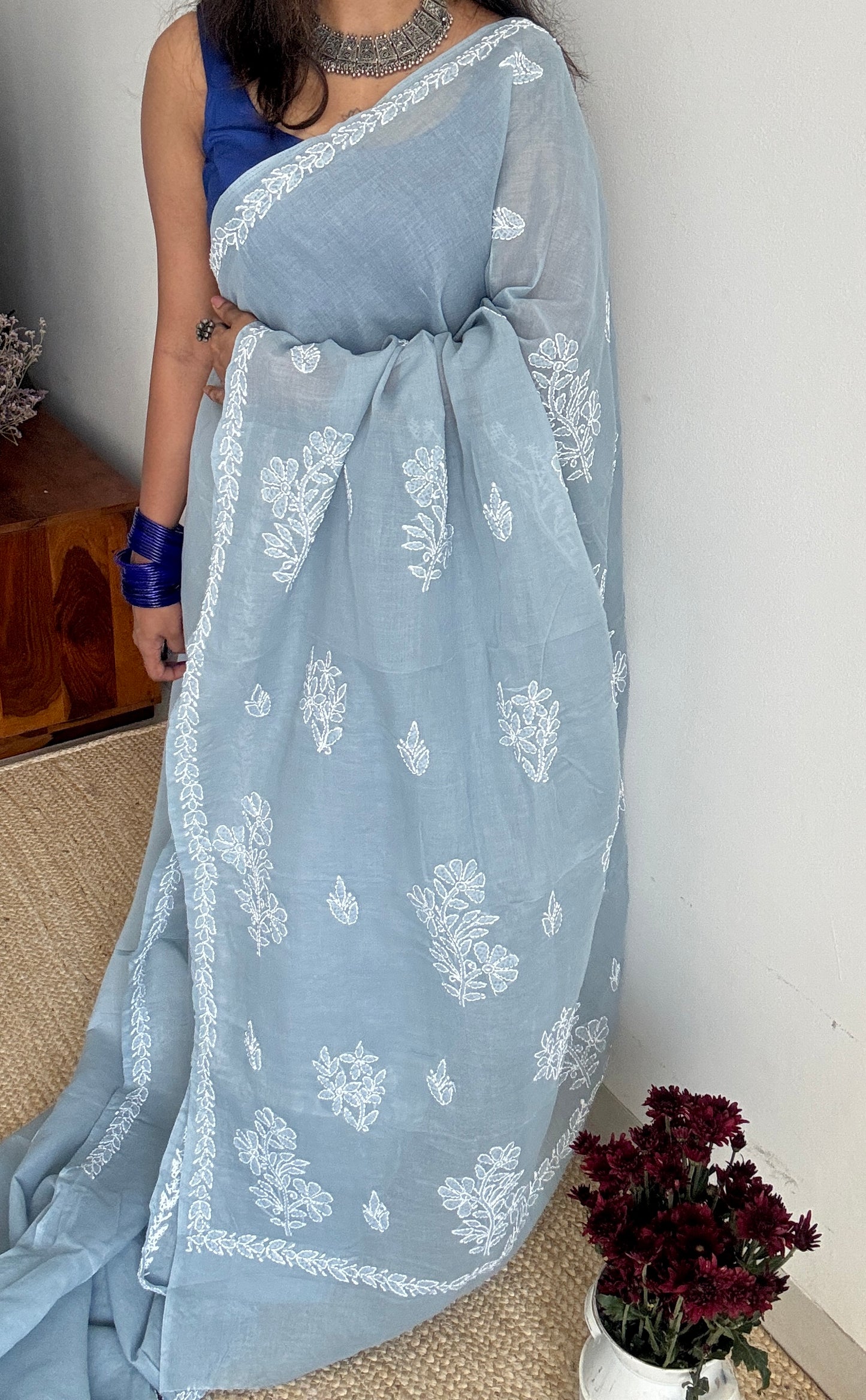 Safa-e-Gehra (purity of depth) – Light Grey Chikankari, soft cotton