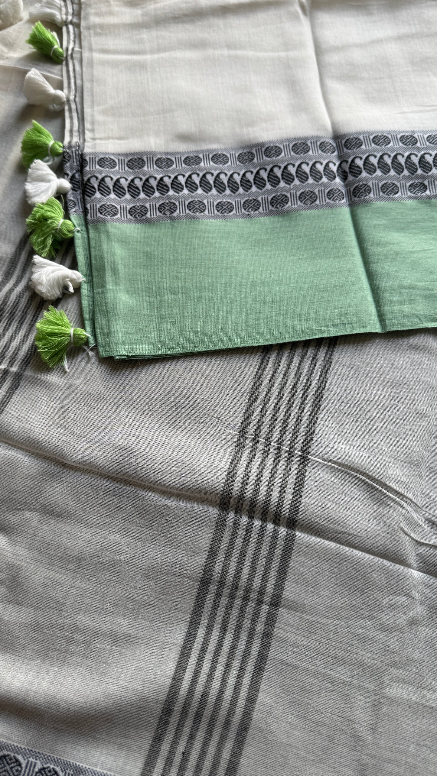 Subtle Serenity - Phulia Handwoven Soft Cotton YCBCFC07