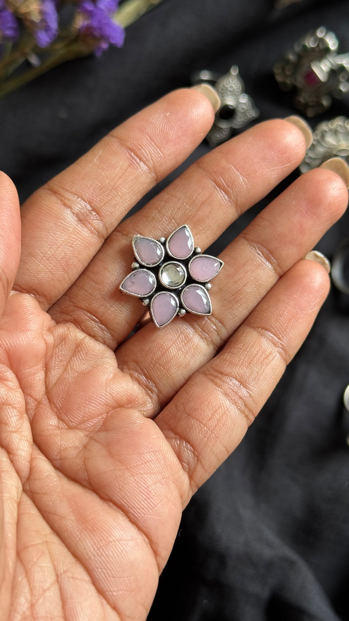 Adjustable floral ring - pink