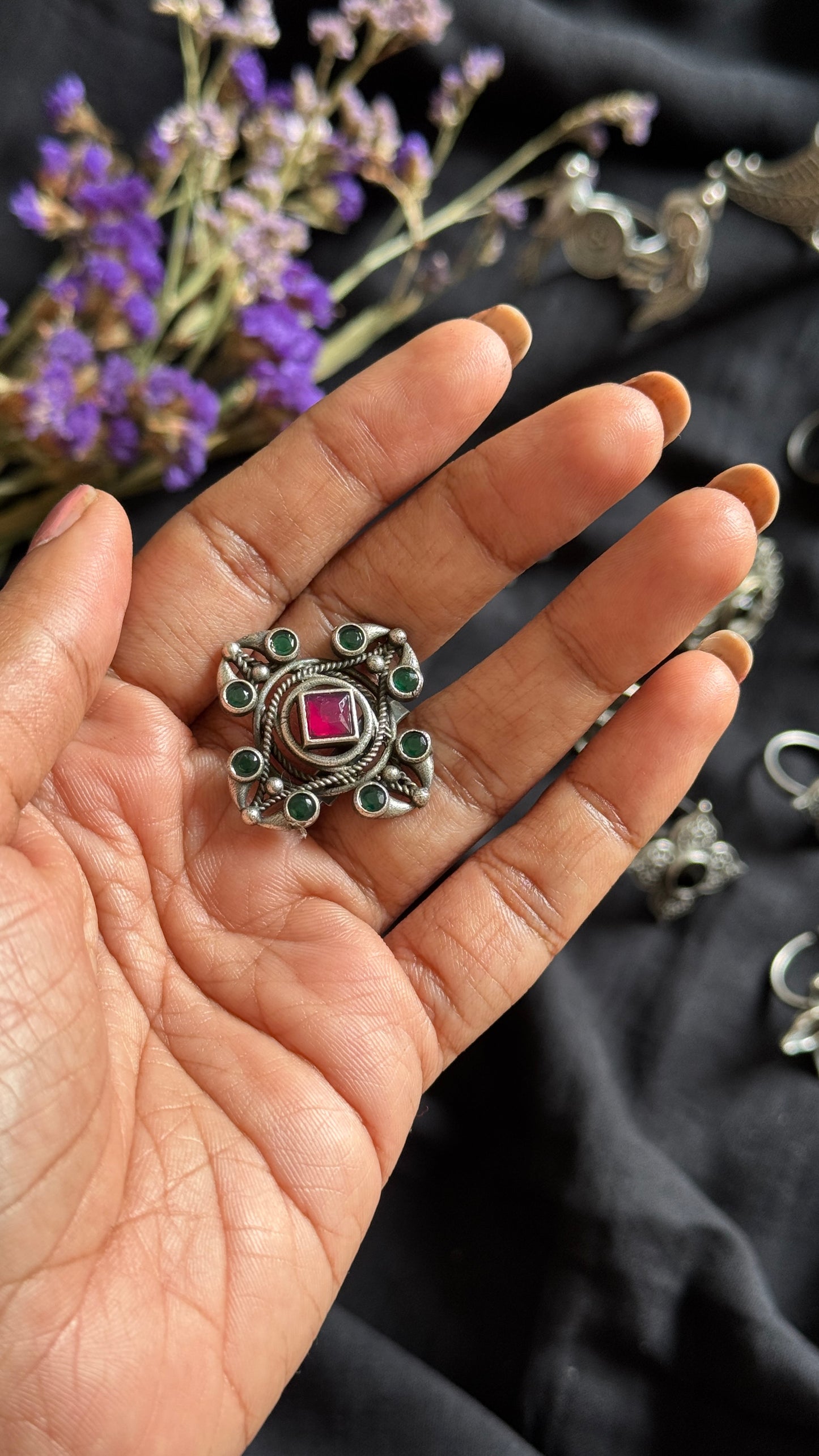 Adjustable floral square ring - green red stones