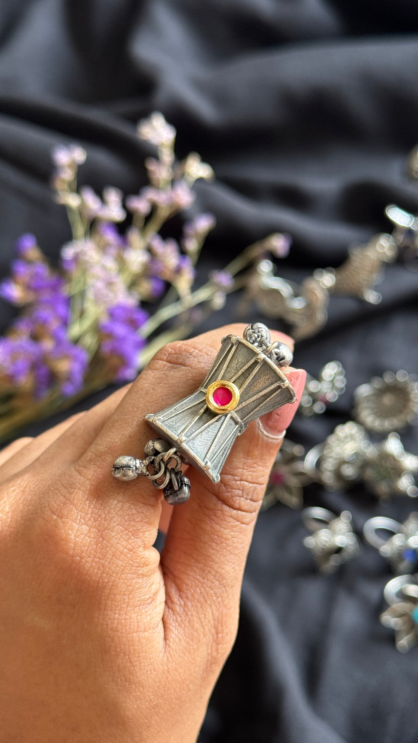 Adjustable ring - ghungroo at the sides