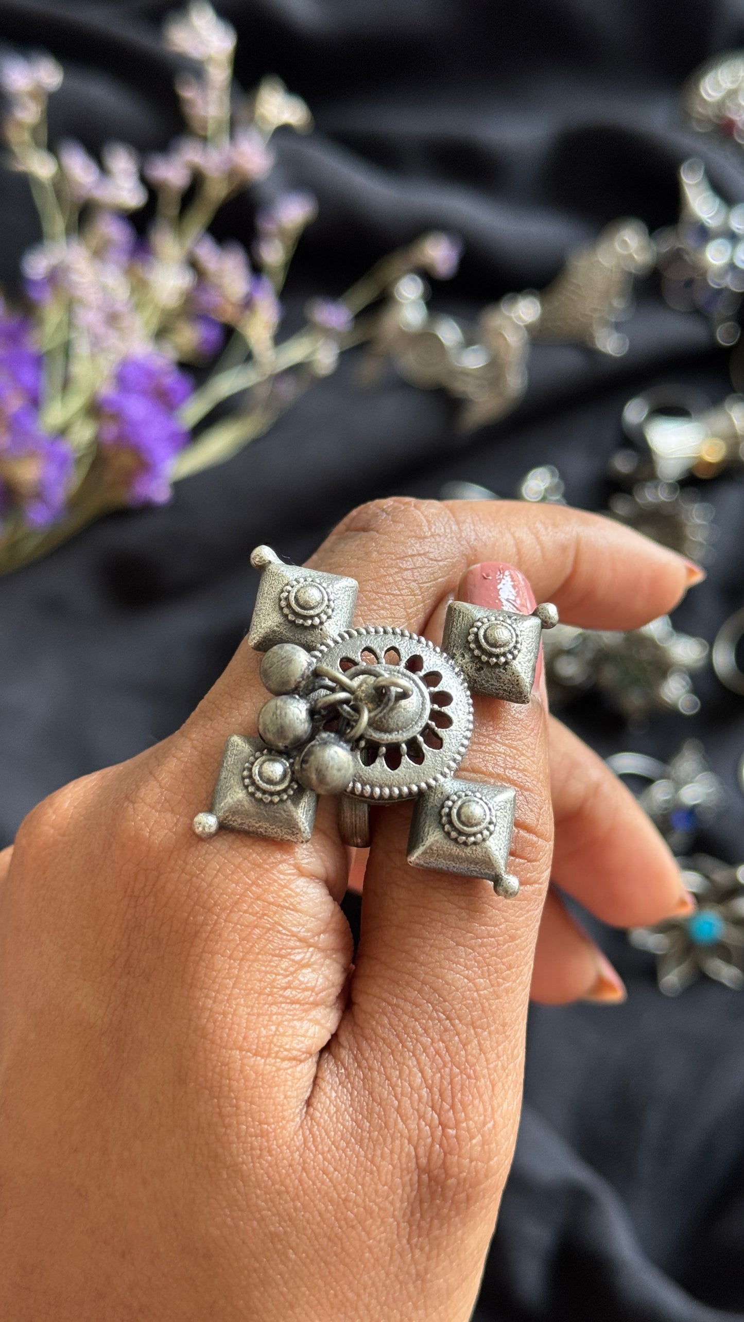 Adjustable square ring - with ghungroo