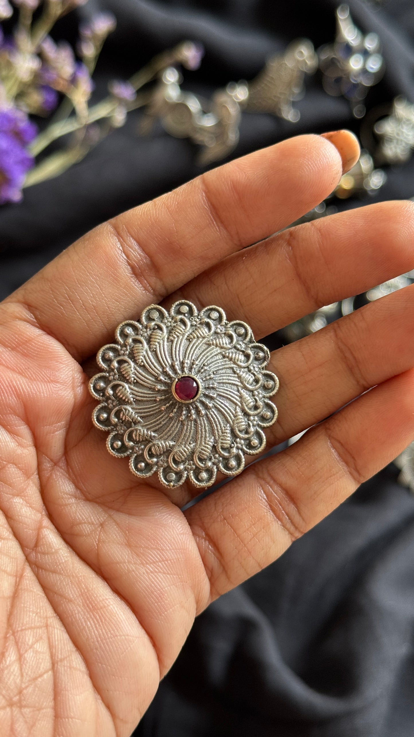 Adjustable Floral Ring - red stone - YCOSFR99