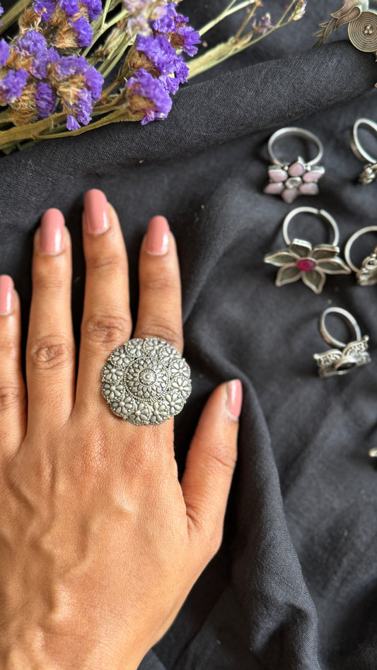 Adjustable floral ring - YCOSFR109