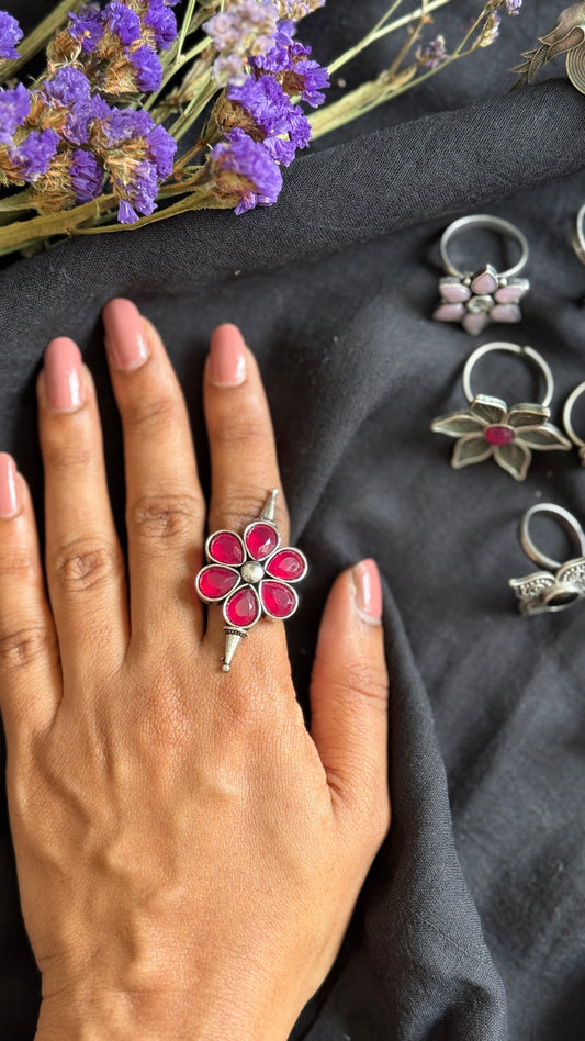 Adjustable floral ring - dark pink