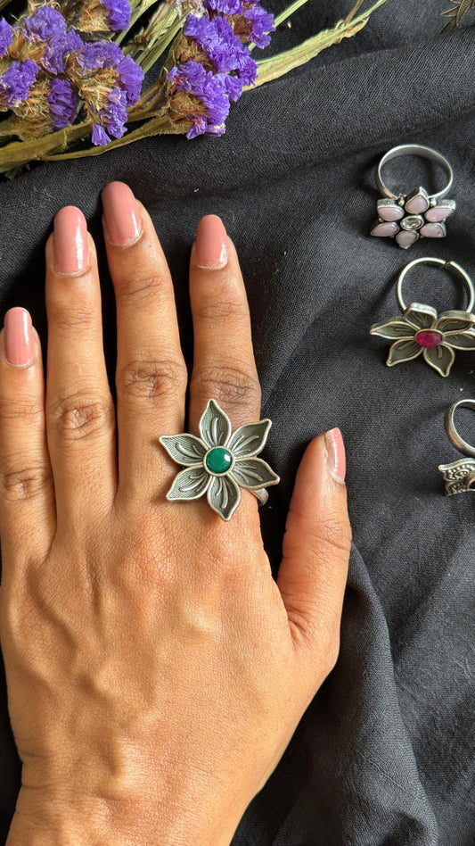 Antique Bloom - Adjustable Floral Ring, Green