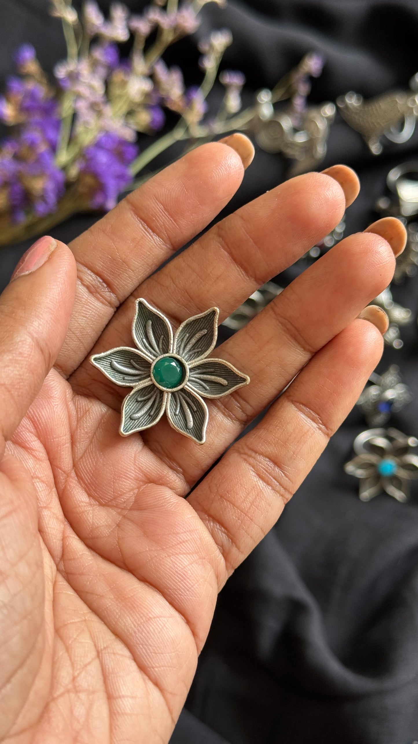 Antique Bloom - Adjustable Floral Ring, Green