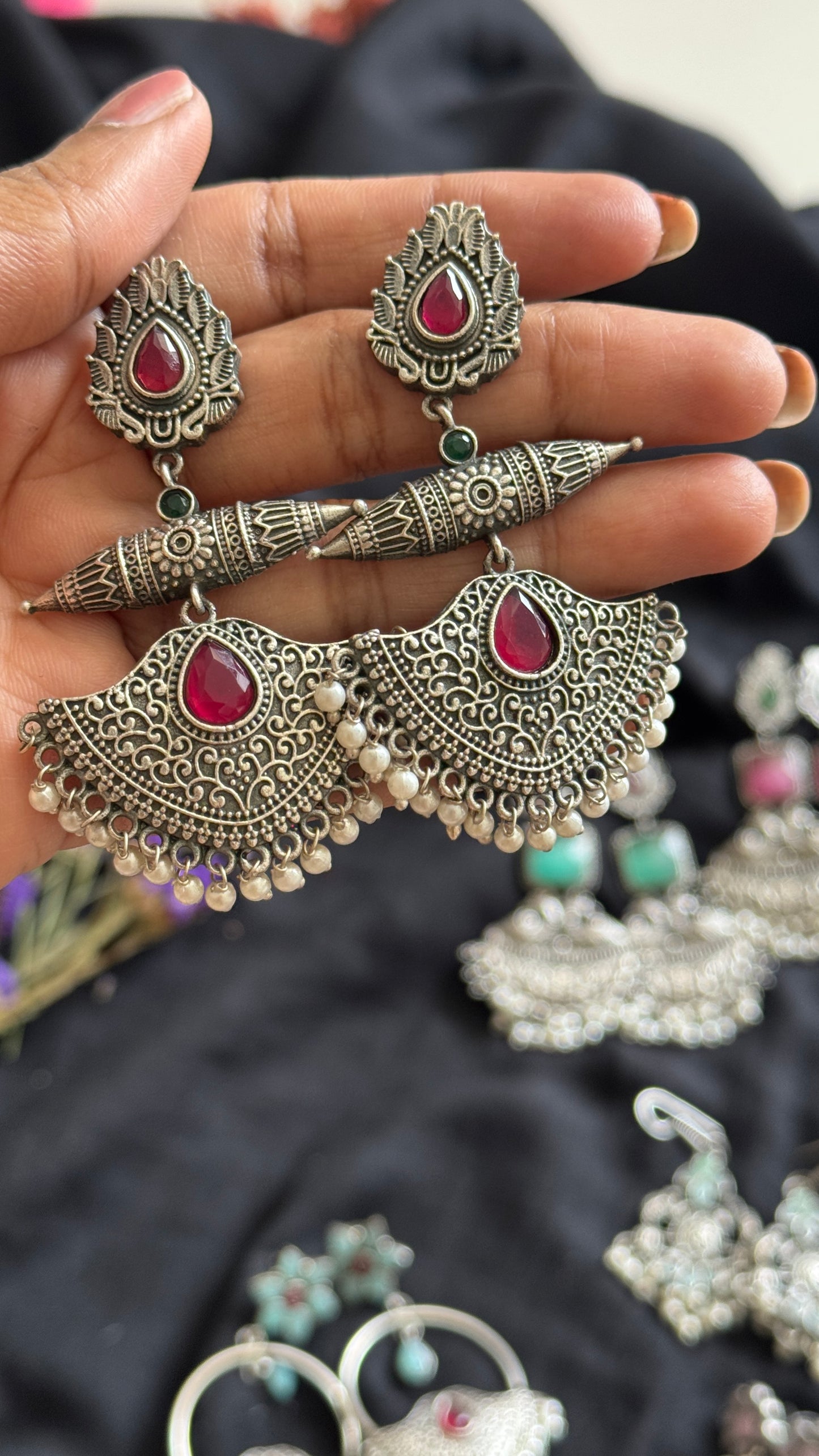 Dangler earrings - silver, red