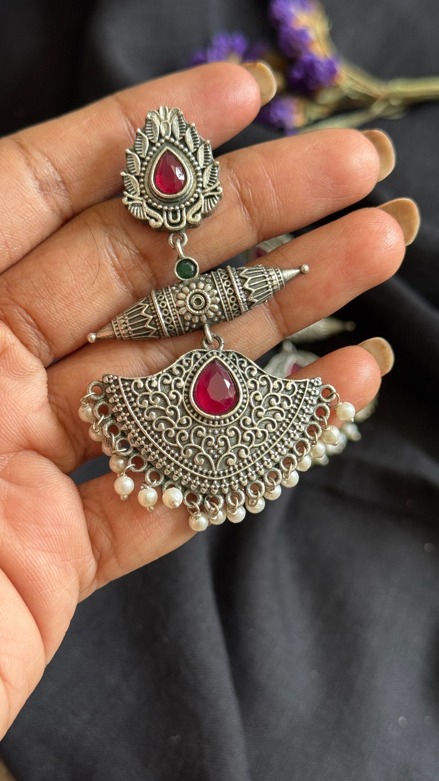 Dangler earrings - silver, red