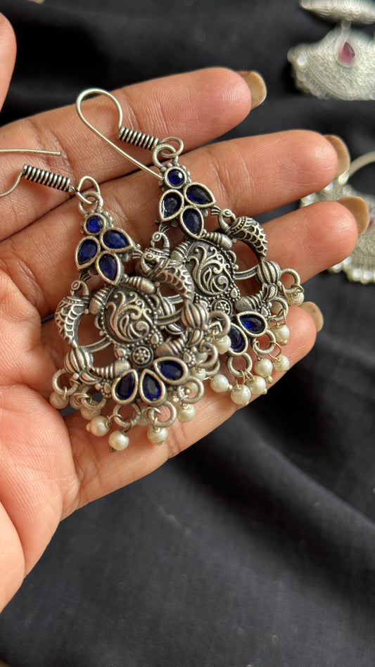 Hanging earrings - silver & dark blue
