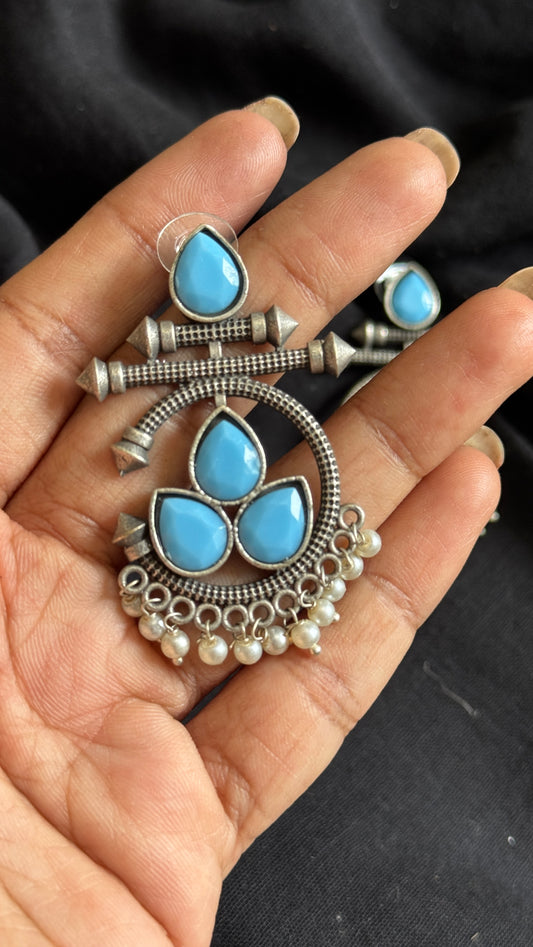 Dangler earrings - silver & blue - YCOSED14