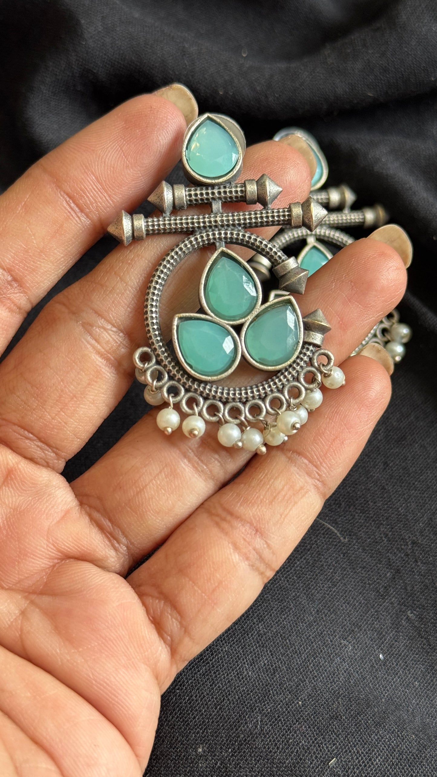 Dangler earrings - silver & mint green