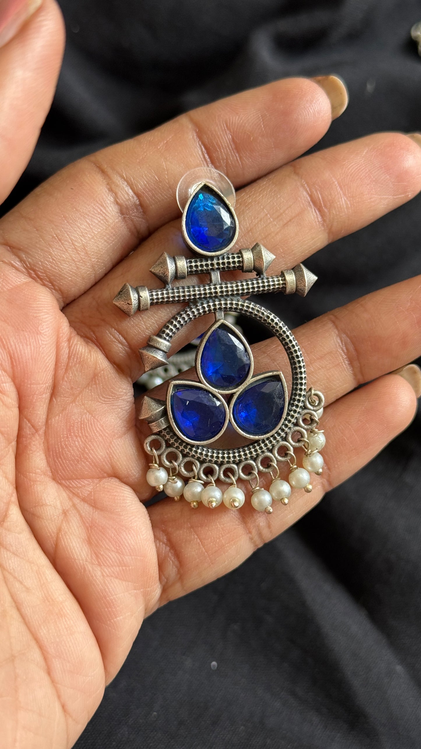Dangler earrings - silver & dark blue