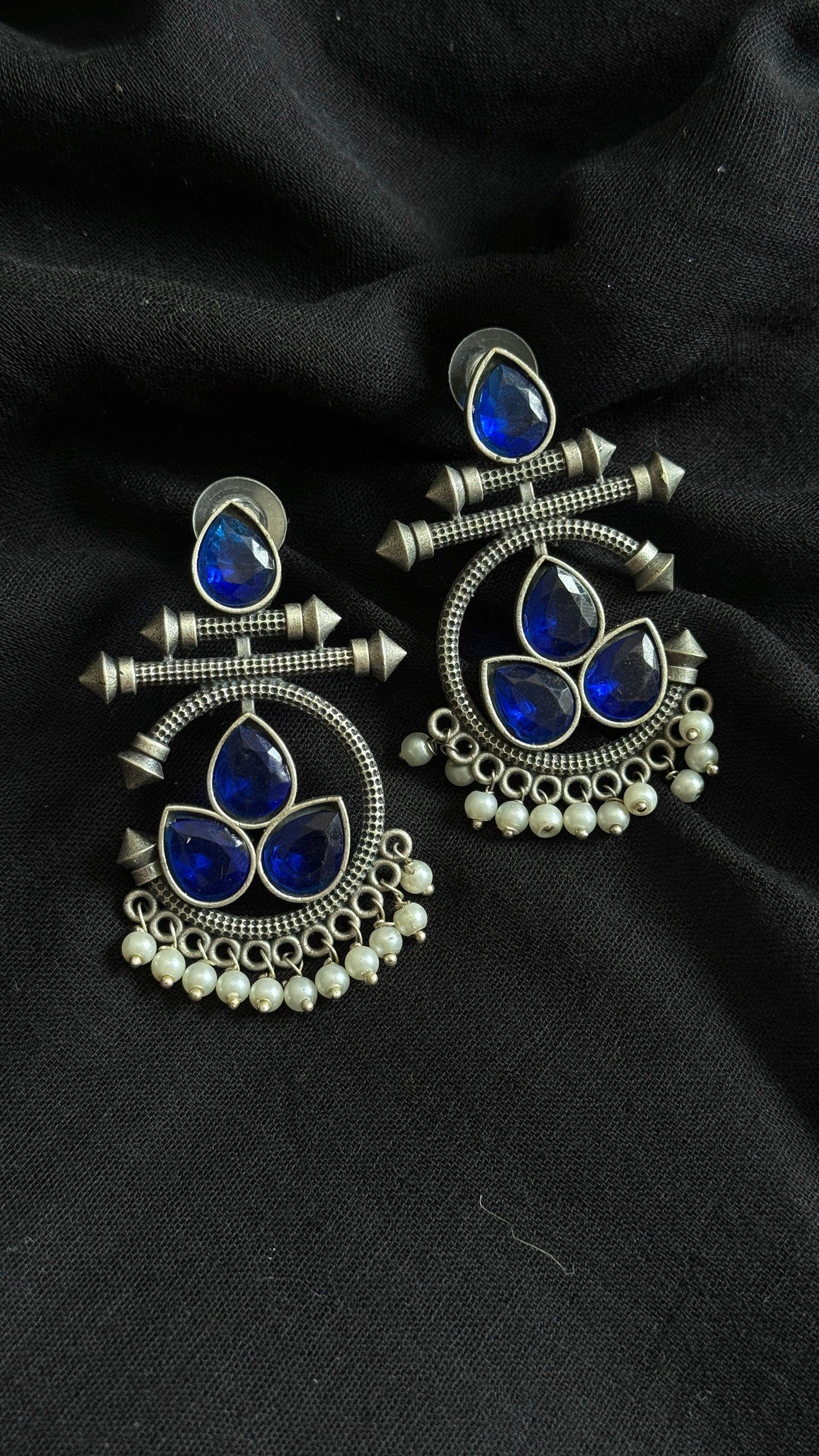 Dangler earrings - silver & dark blue