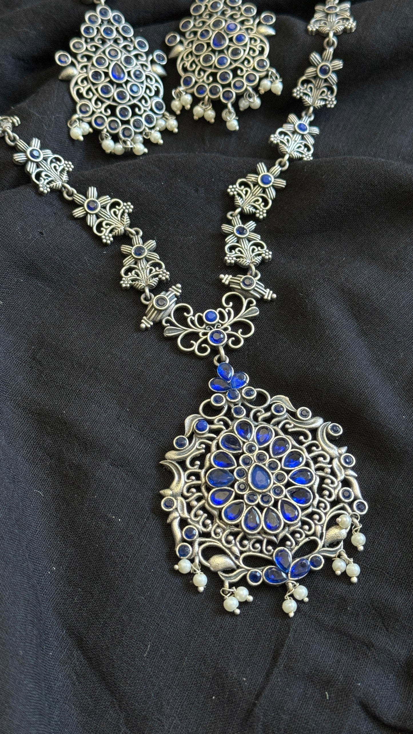 Long haram - silver & blue, with dangler earring