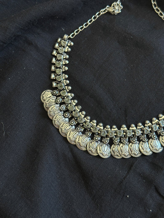 Thin necklace - coins, adjustable