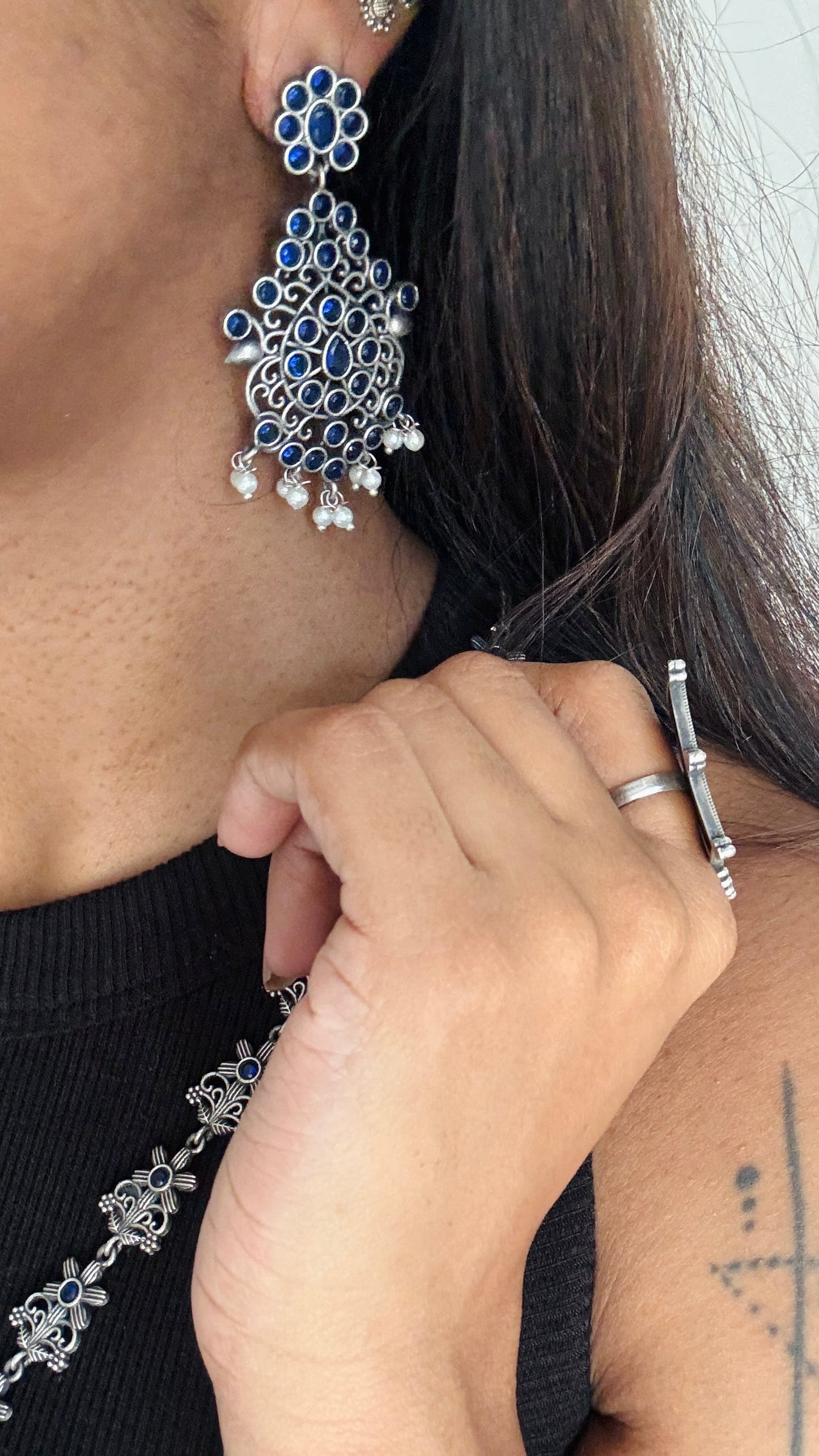 Long haram - silver & blue, with dangler earring