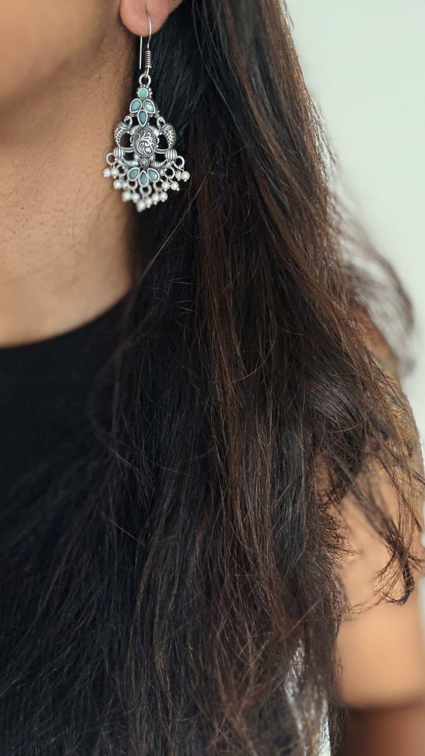Hanging earrings - silver & mint