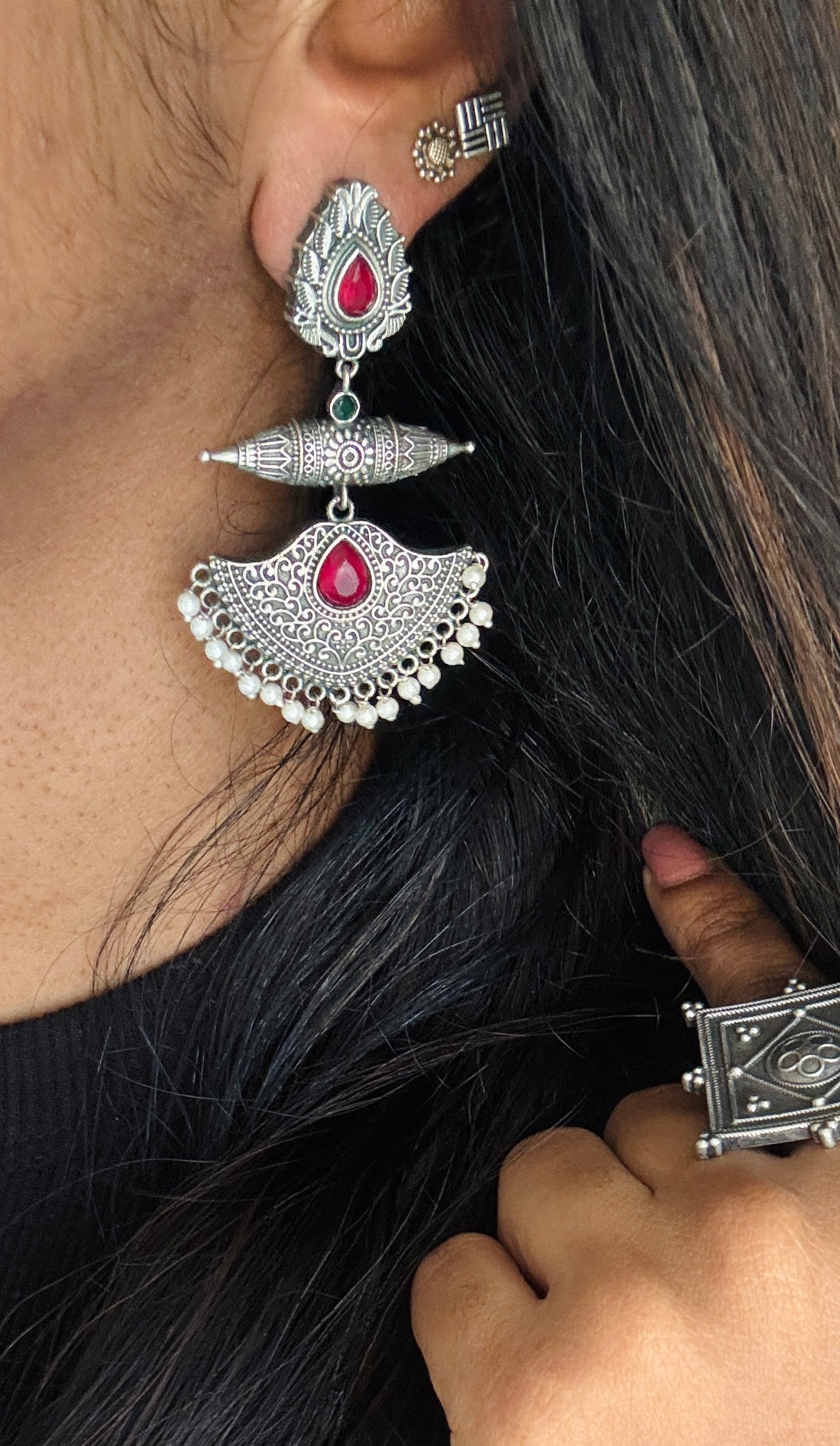 Dangler earrings - silver, red