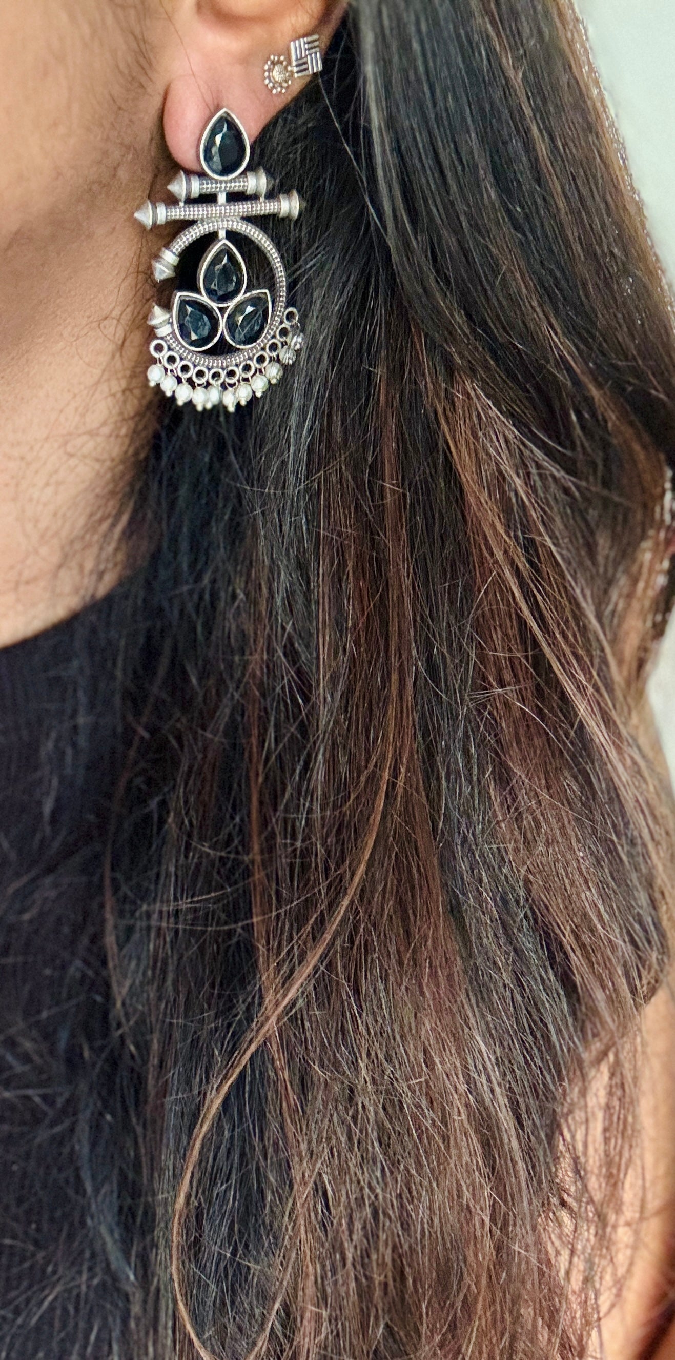Dangler earrings - silver & black