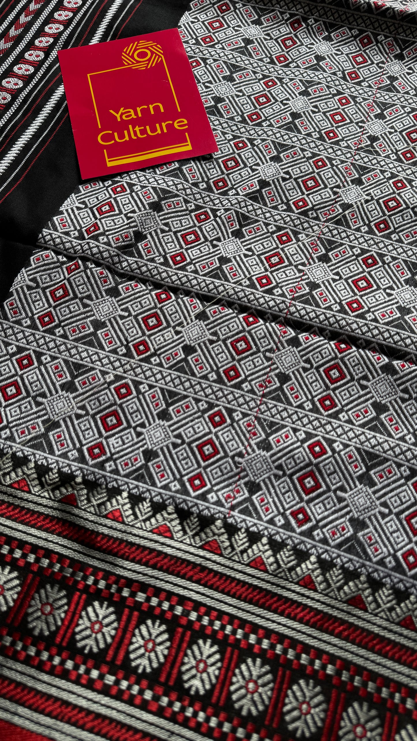 Banshori (বাঁশৰী) – Flute, evoking harmony and melody in the balance of colors, soft cotton - YCHOTEA02