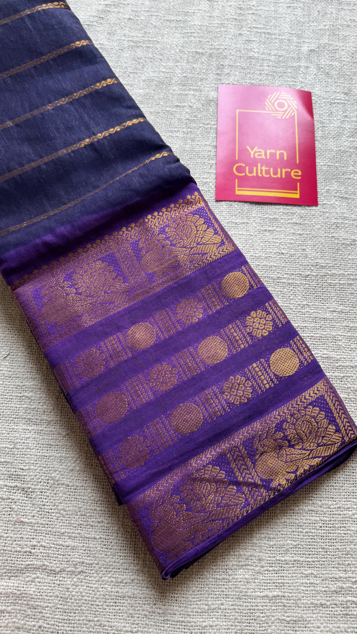 Black and violet sungudi with peacock motif rettai pettu wide border