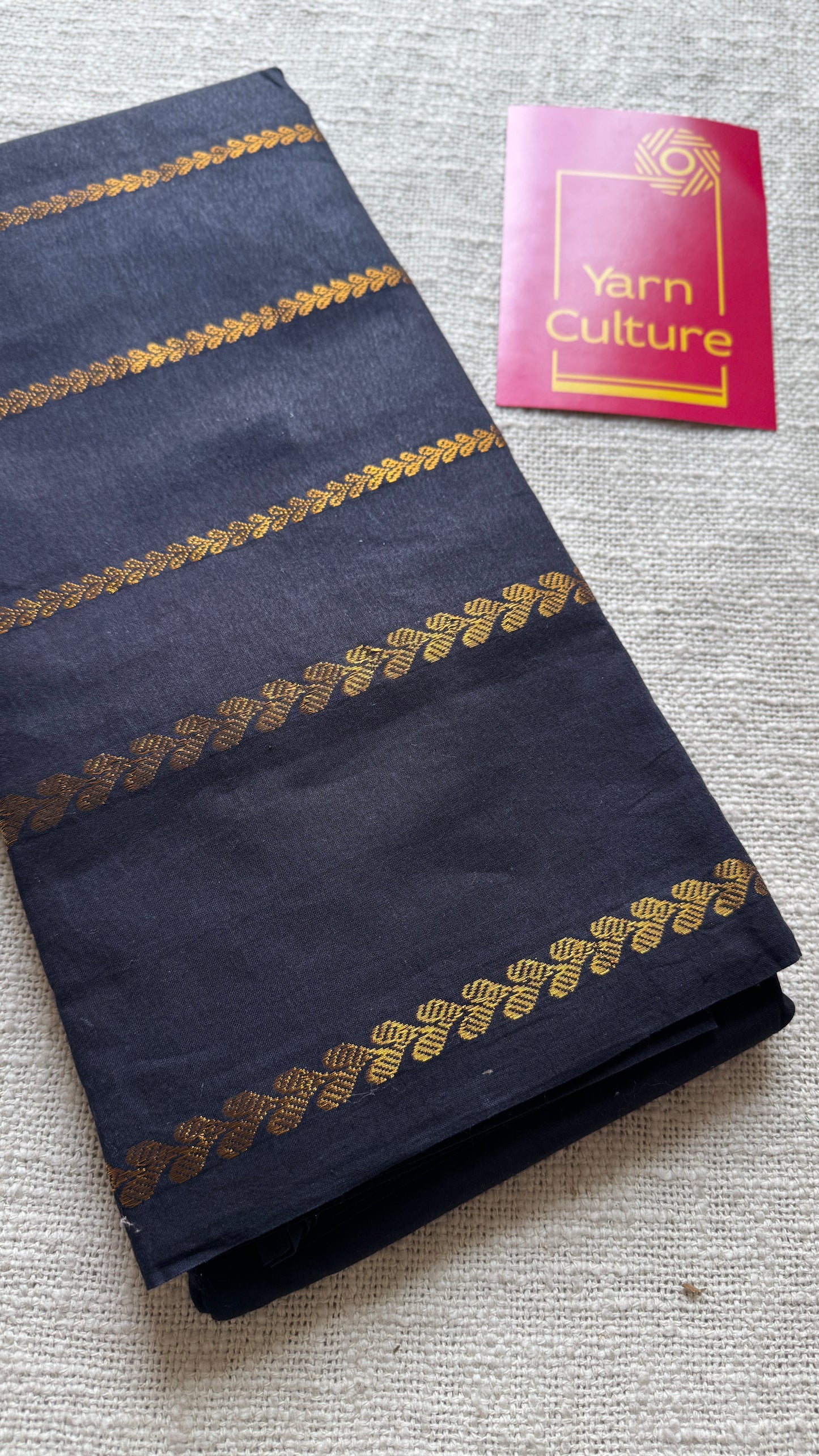 Black veldhaari and patterned sungudi