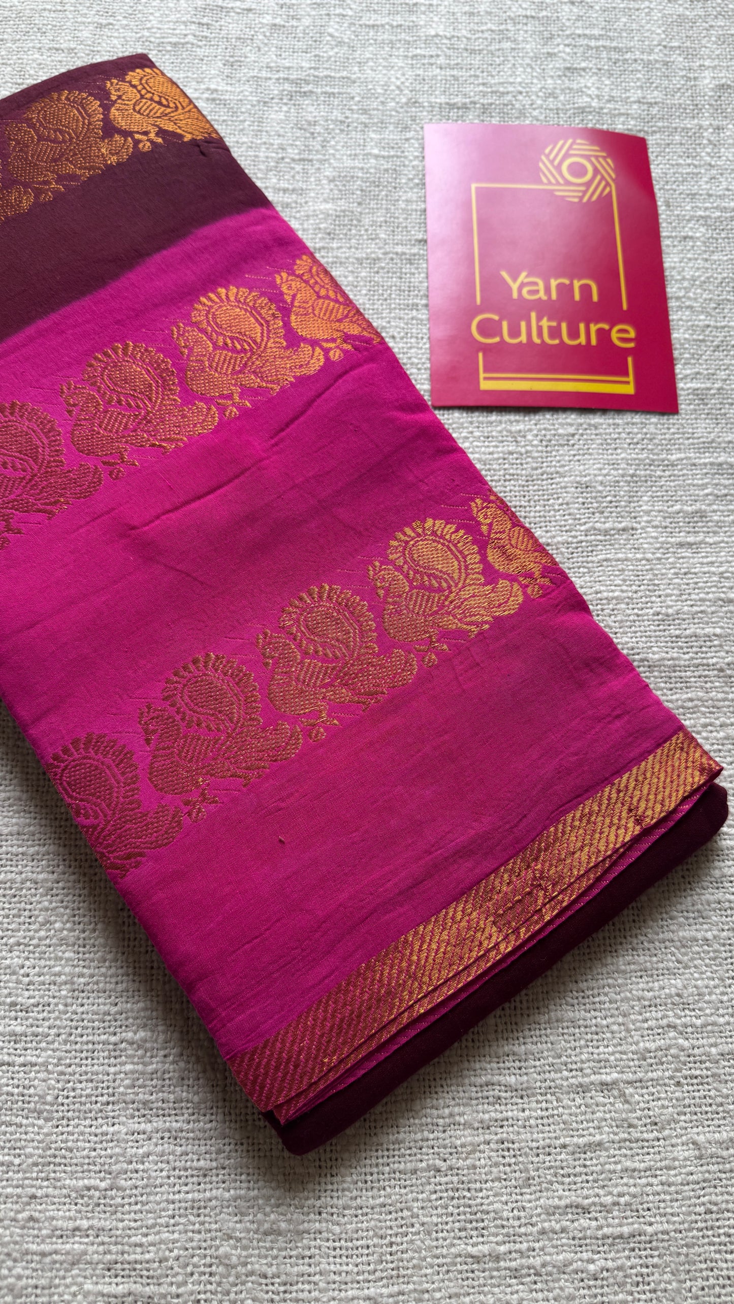 Maroon and pink sungudi with double peacock motif rettai pettu wide border