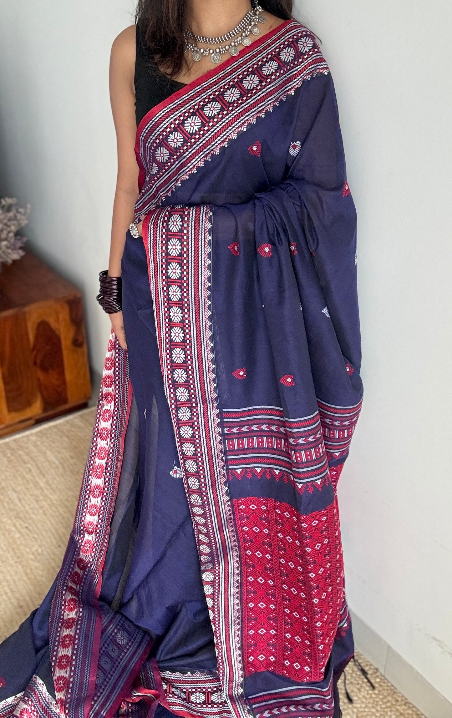 Nilanjana (নীলাঞ্জনা) – One with deep blue eyes, soft cotton - YCHOTEA04