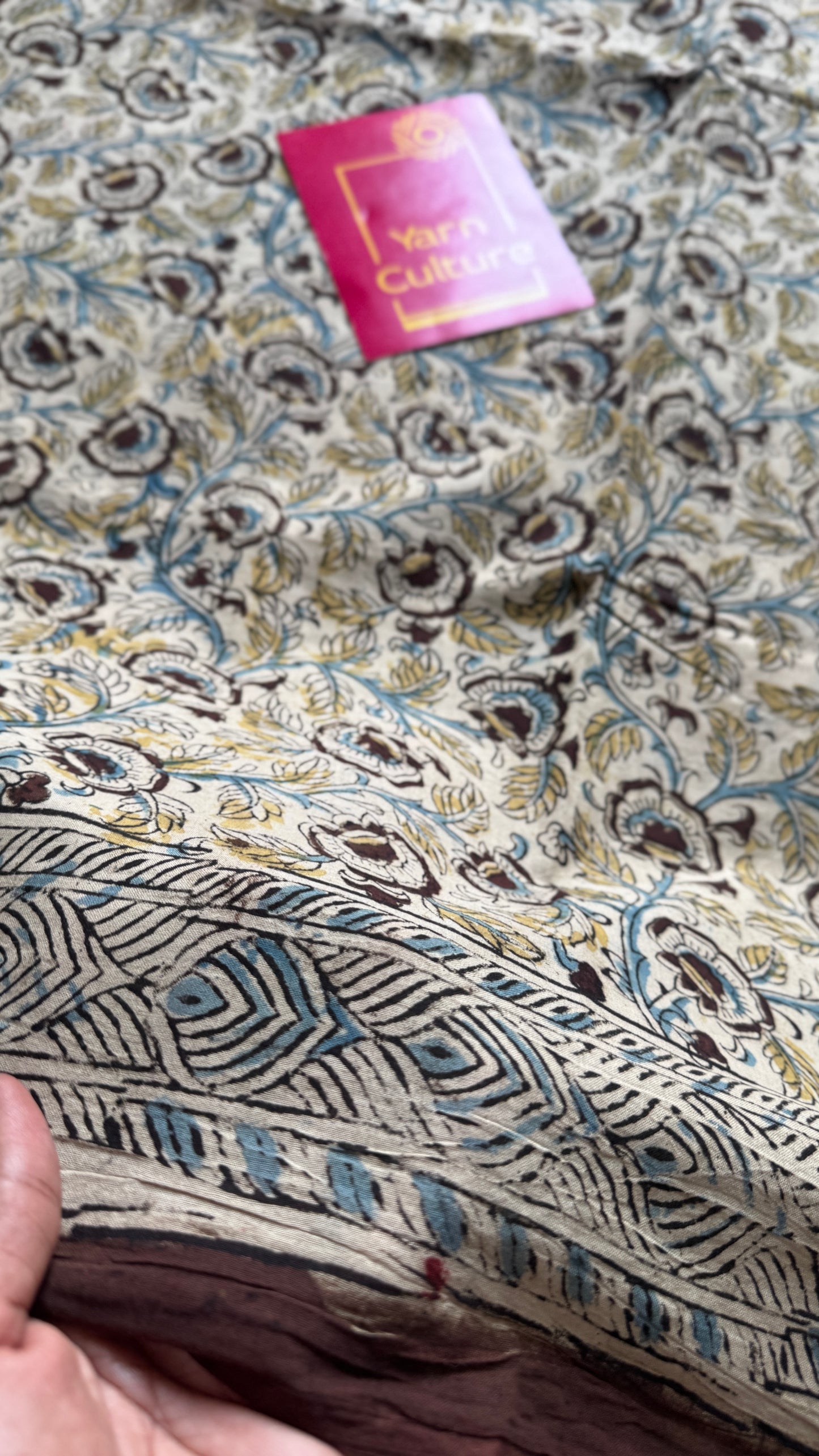 Cream kalamkari, floral vines, floral & paisley motif pallu