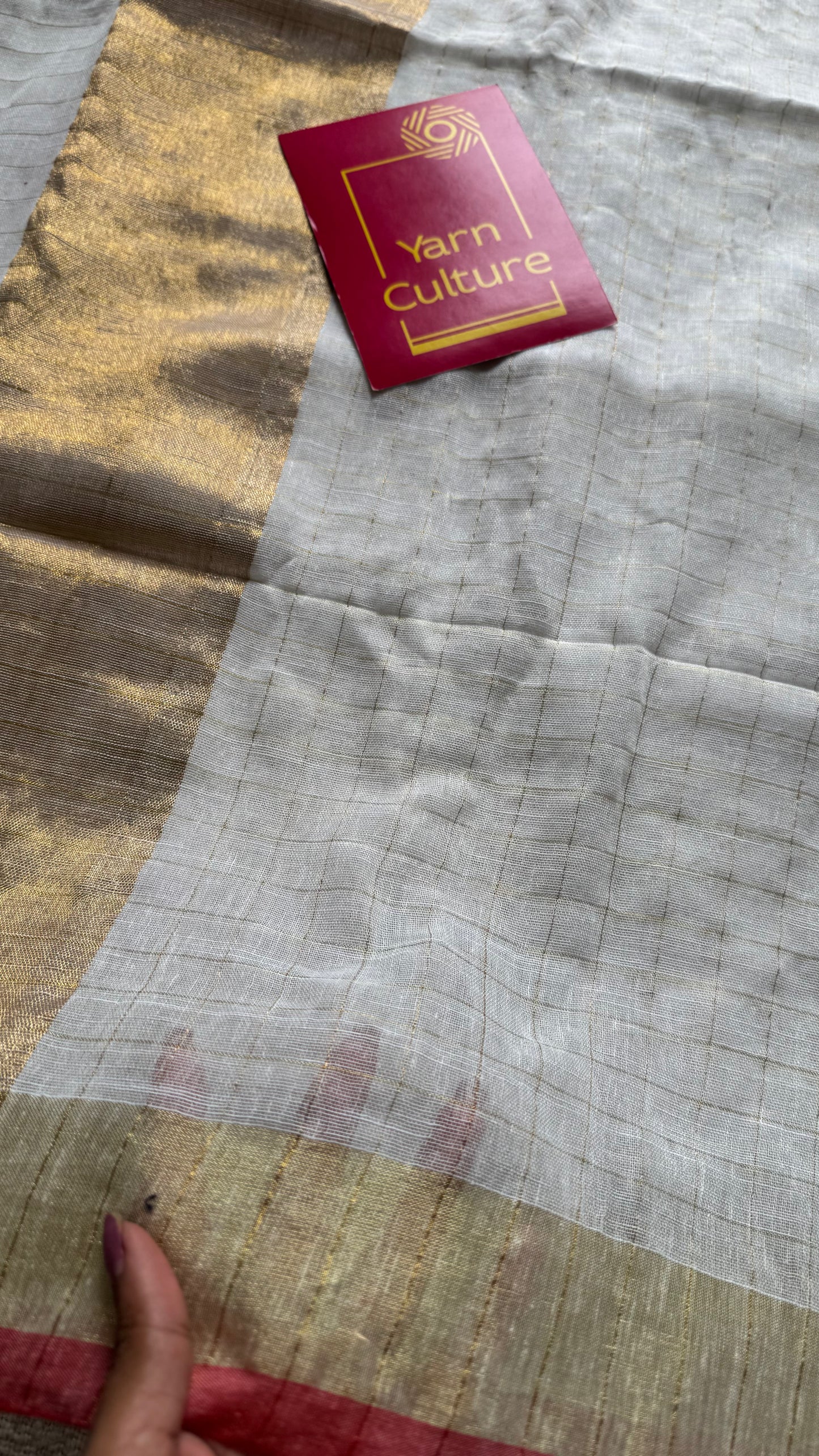 Ivory & gold checks in Linen - YCON25BCLN07