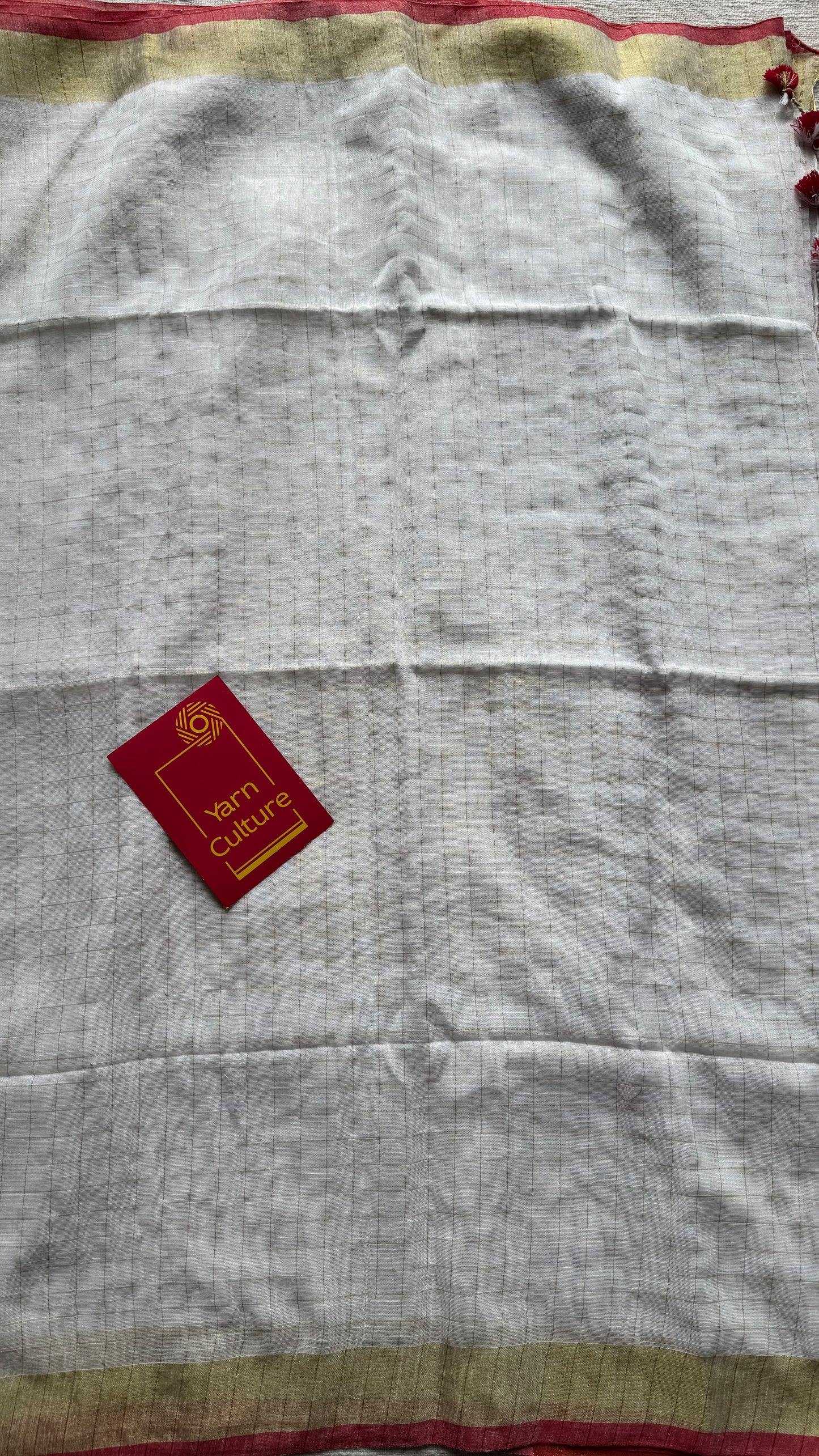 Ivory & gold checks in Linen - YCON25BCLN07