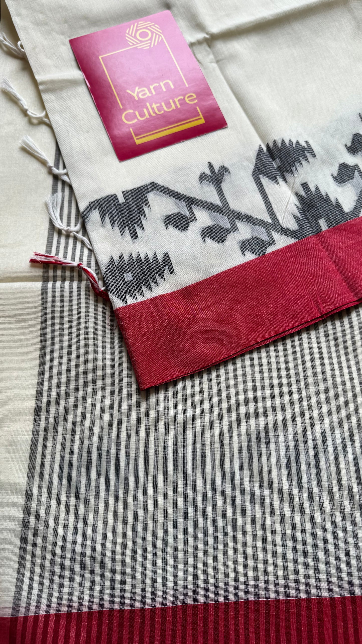 Ivory handwoven jamdani with black and red border - YCON25BCJM20