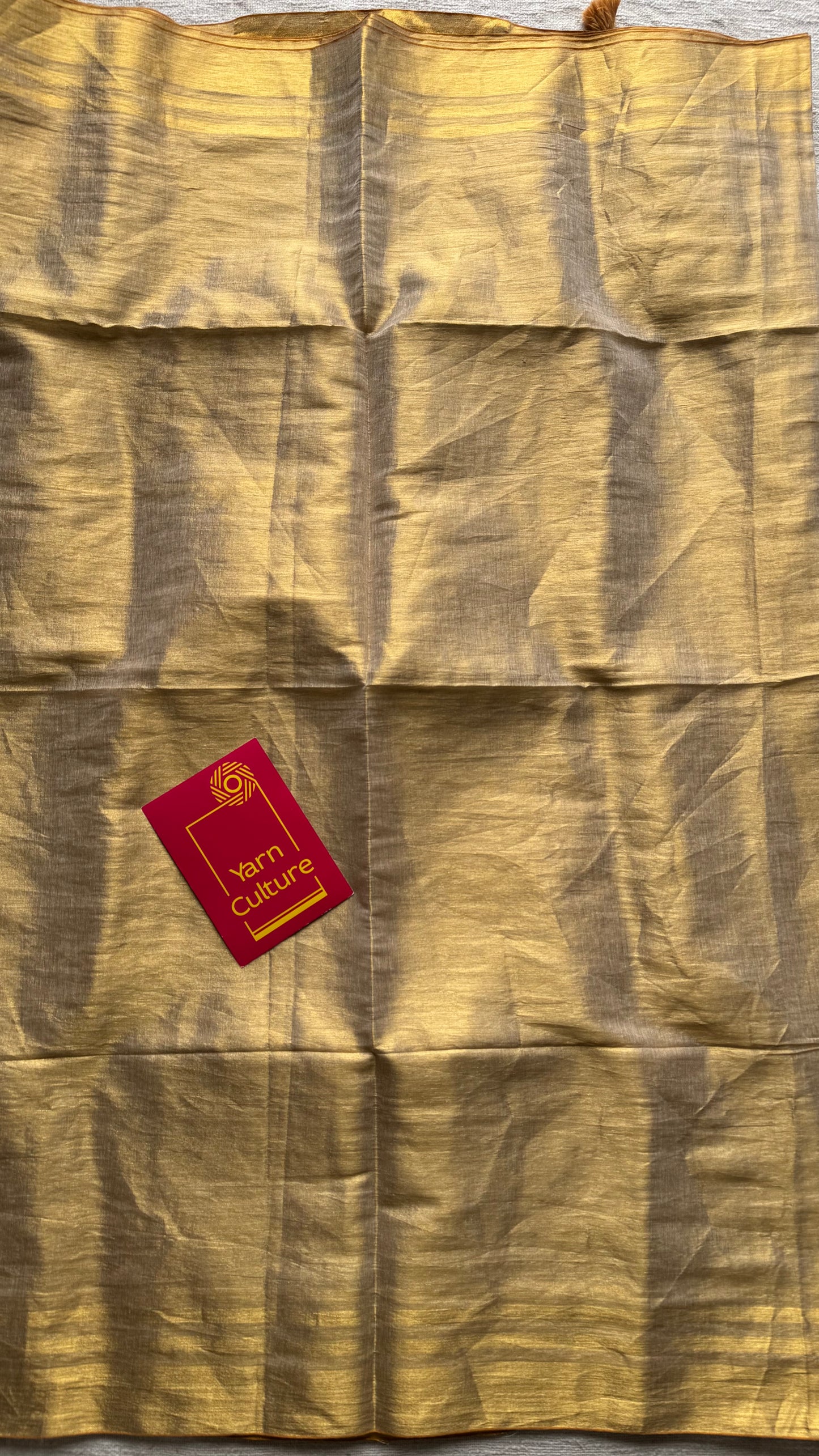 Gold tones in tissue linen - YCON25BCTL55