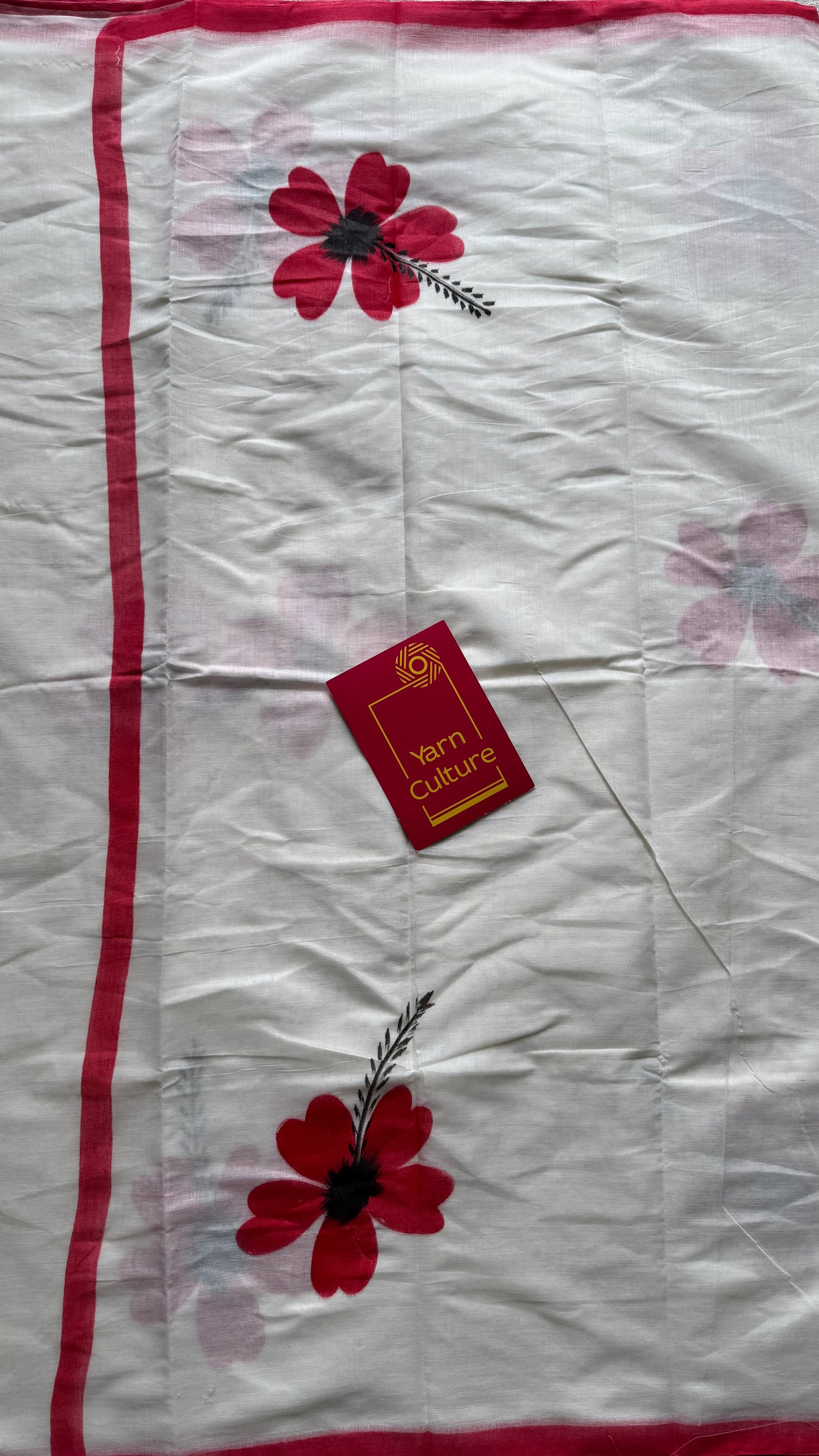 Ivory soft cotton with painted hibiscus flowers in red - YCON25BCSC45