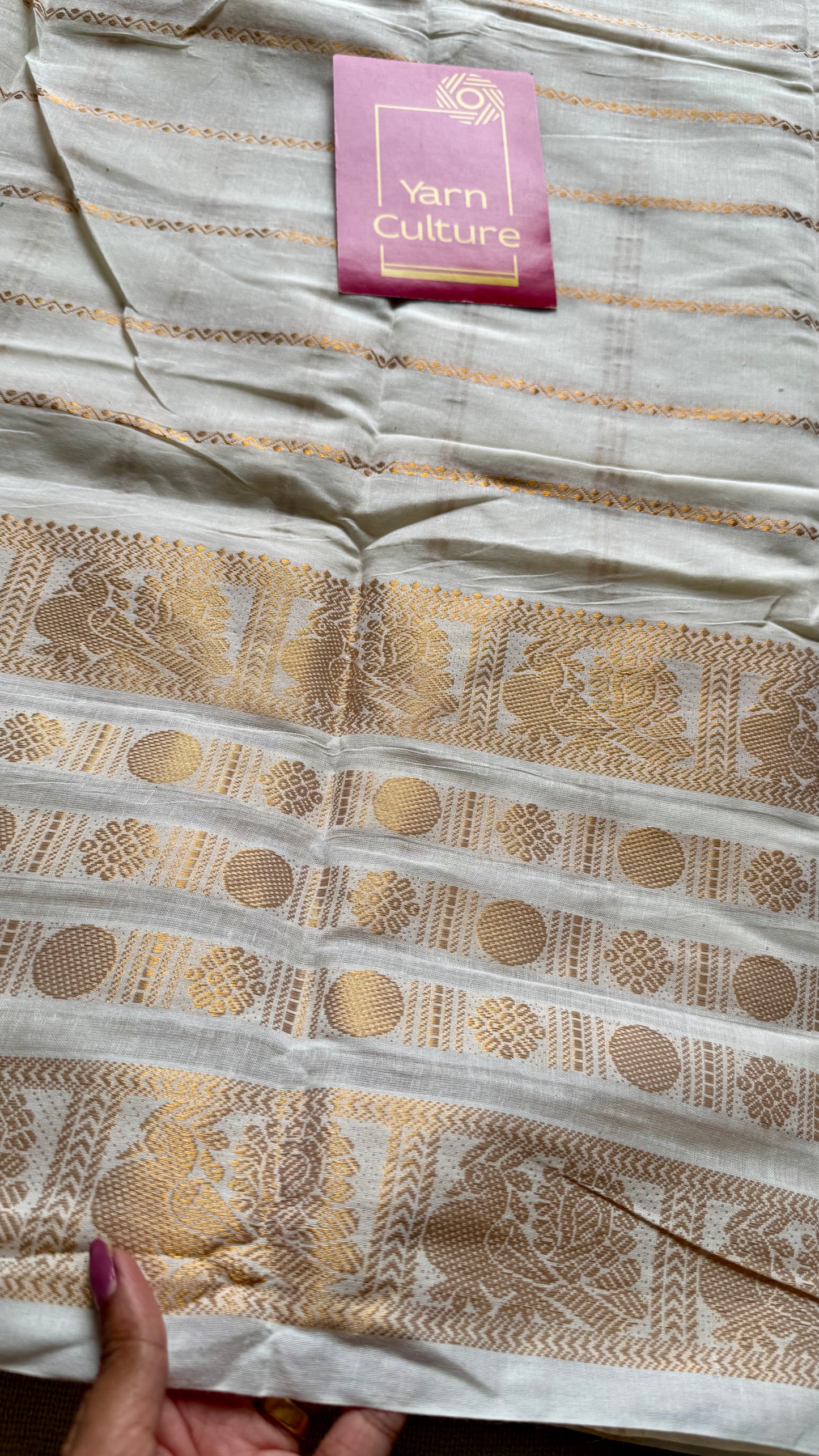 Mayilrudra - veldhaari pattern, broad motif, ivory & gold, soft cotton - YCON25COTN86