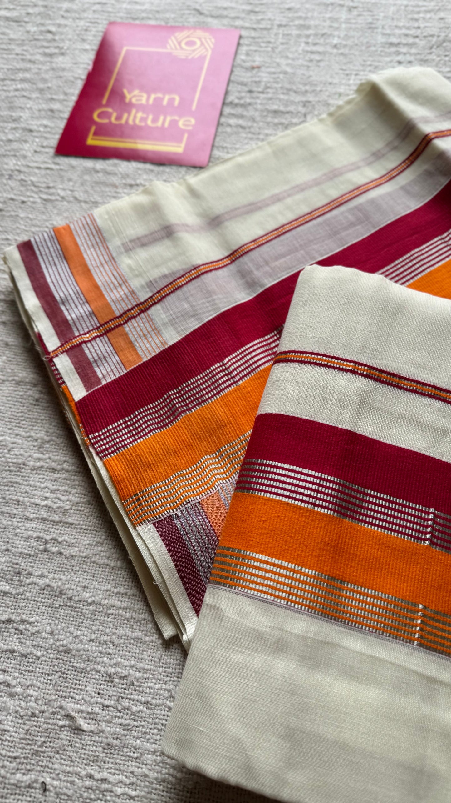 Set mund in ivory and gold with red and orange kara (border) - YCON25KCST16