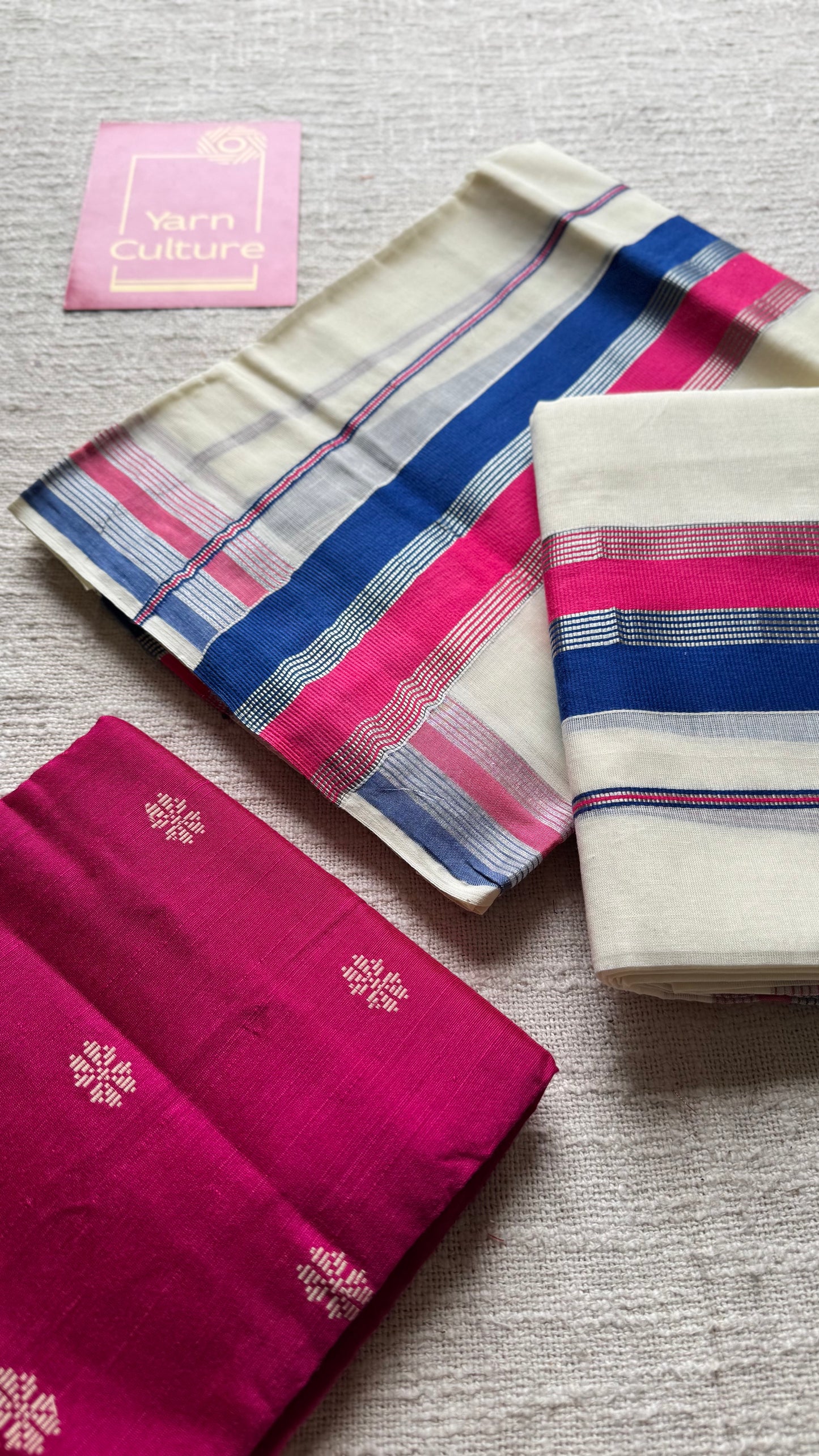 Set mund in ivory and gold with blue and pink kara (border) - YCON25KCST155