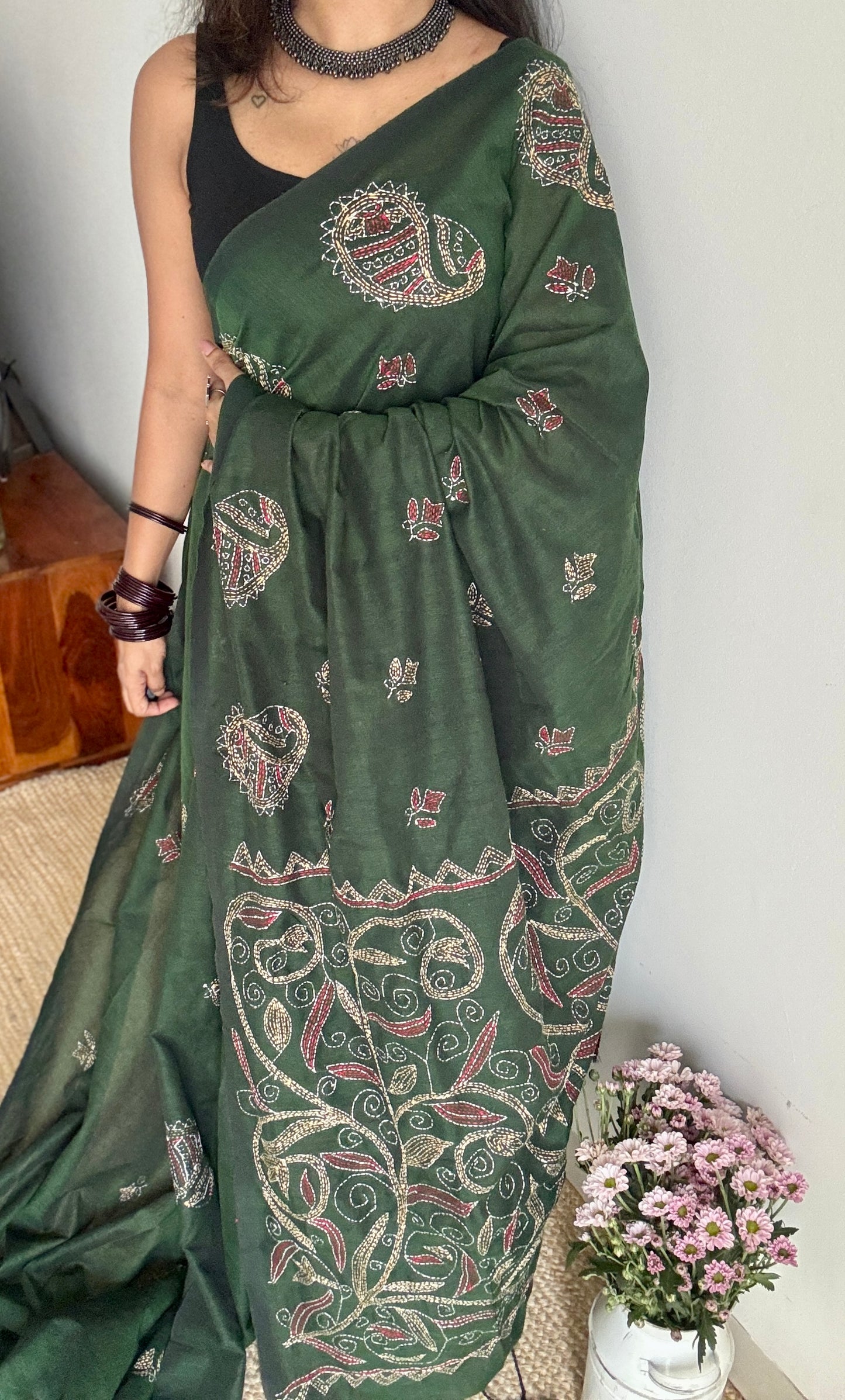 Pata Gaatha (পাতা গাথা) - Leaf Tale, green kantha weave in soft khadi cotton - YCBCKKC07