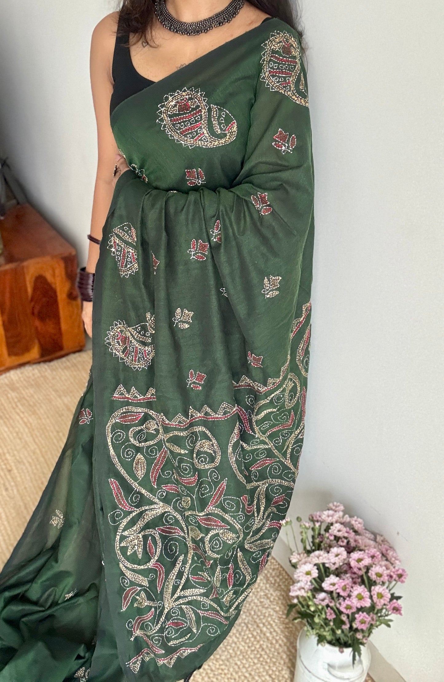 Pata Gaatha (পাতা গাথা) - Leaf Tale, green kantha weave in soft khadi cotton - YCBCKKC07