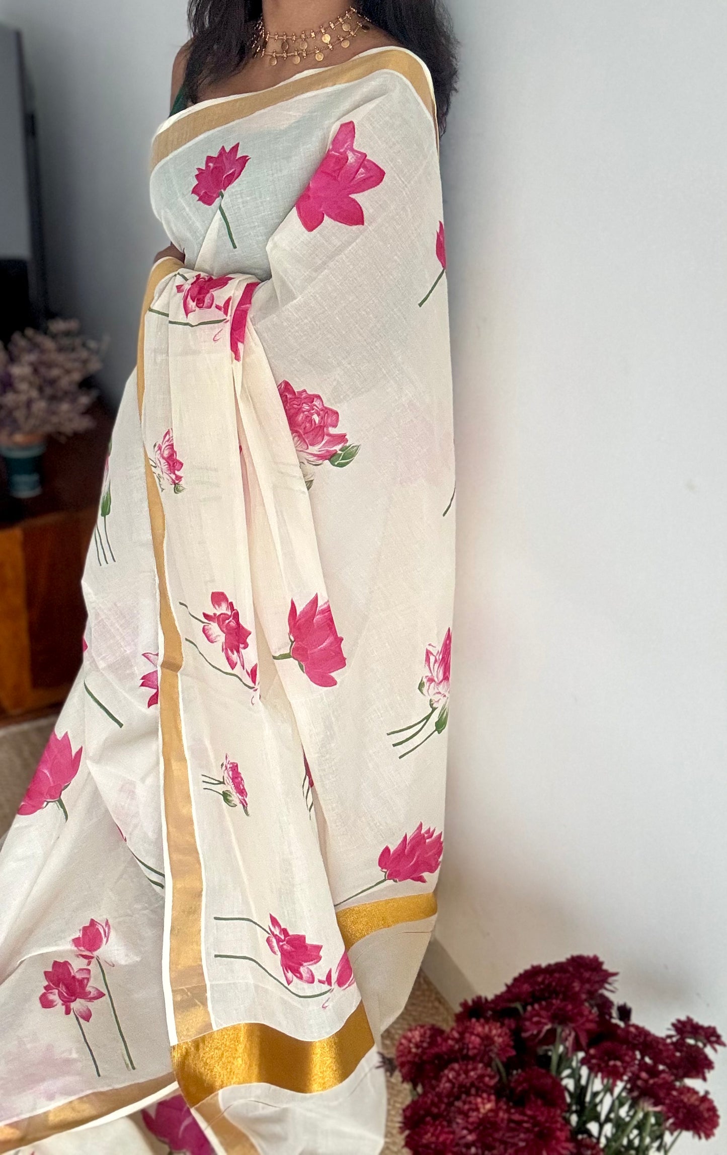 Geethi : Ivory and gold with vibrant pink lotuses, Kerala cotton - YCONKCE106